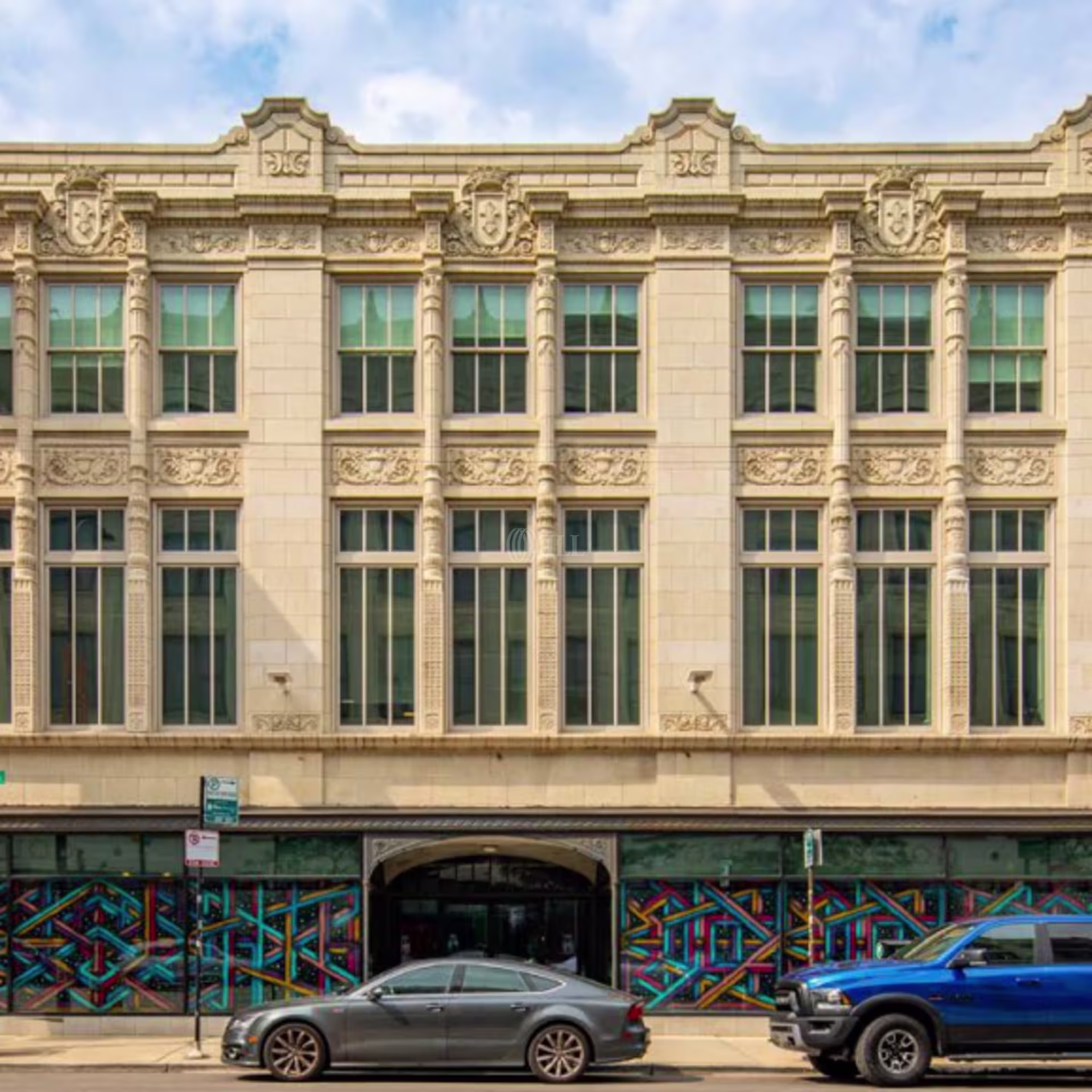 1620 W Chicago Ave