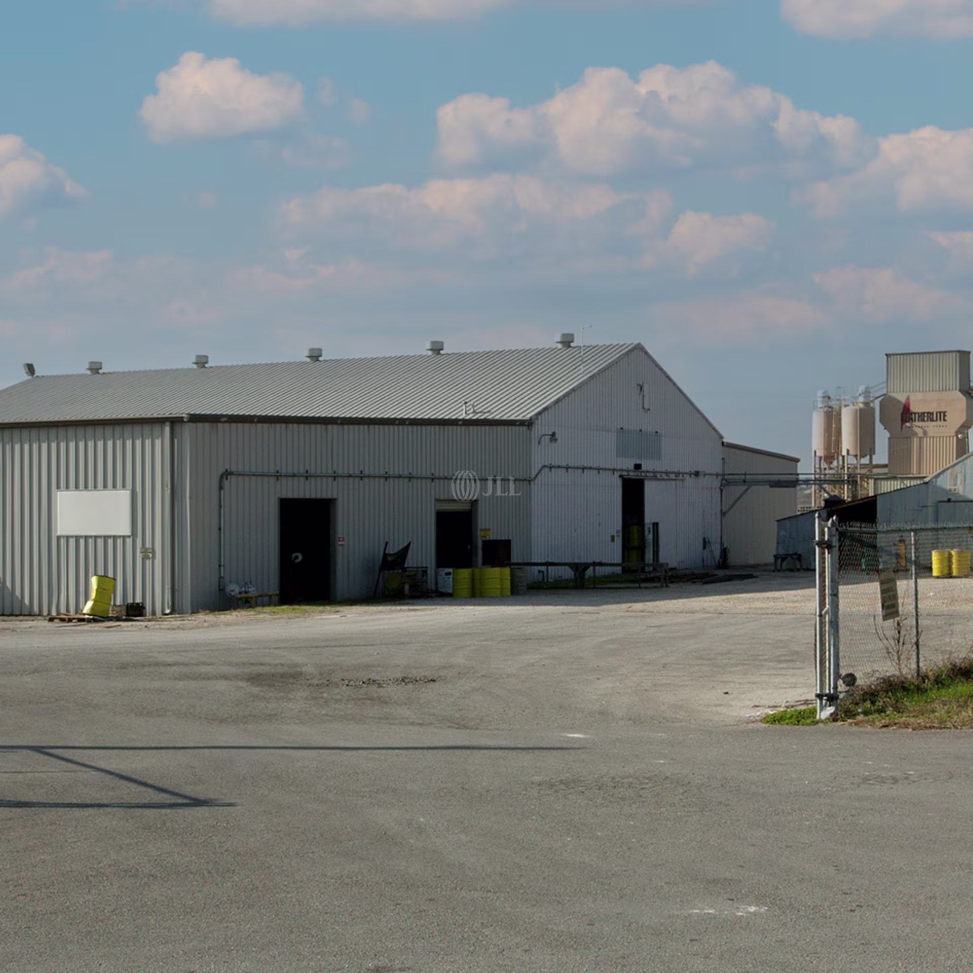 402 Gibbs Sprawl Rd