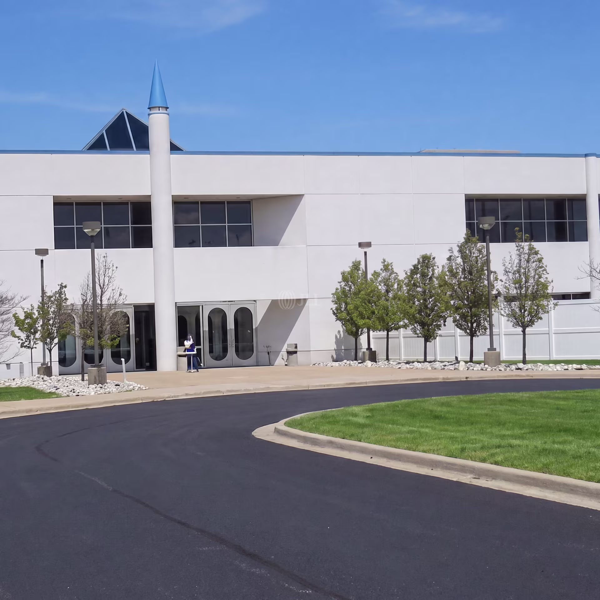 2001 Commerce Pkwy