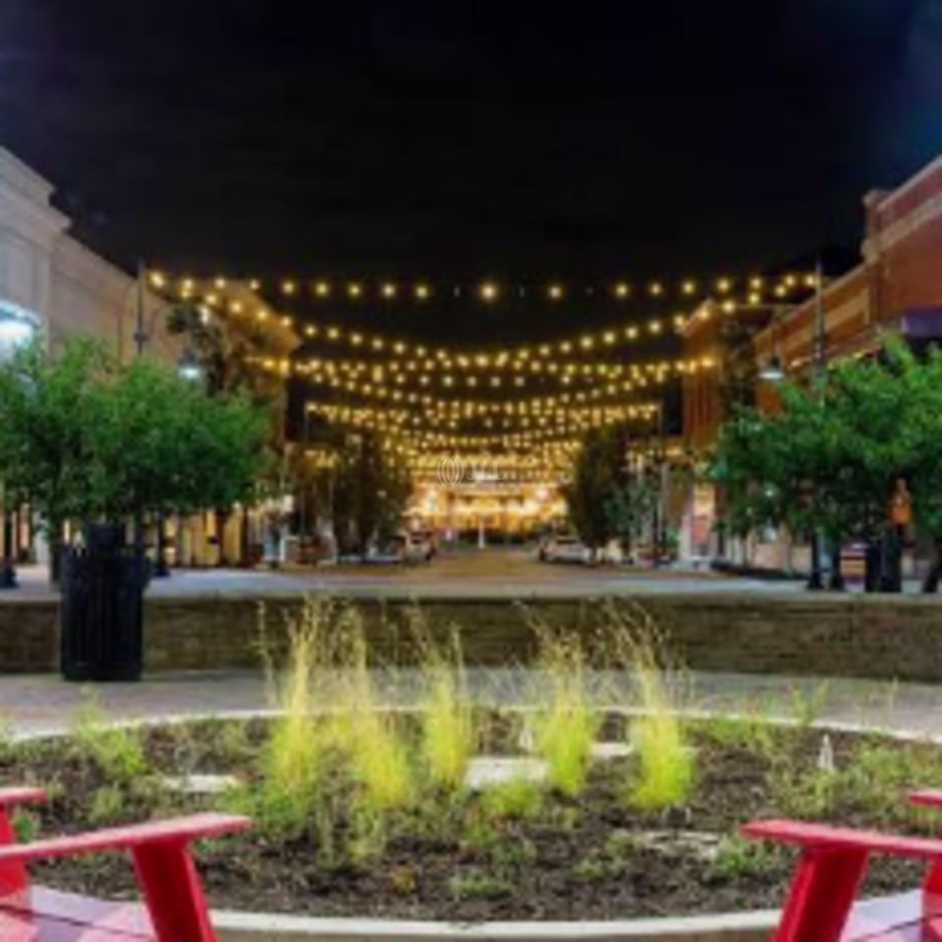 8602-8660 N Dixson Ave