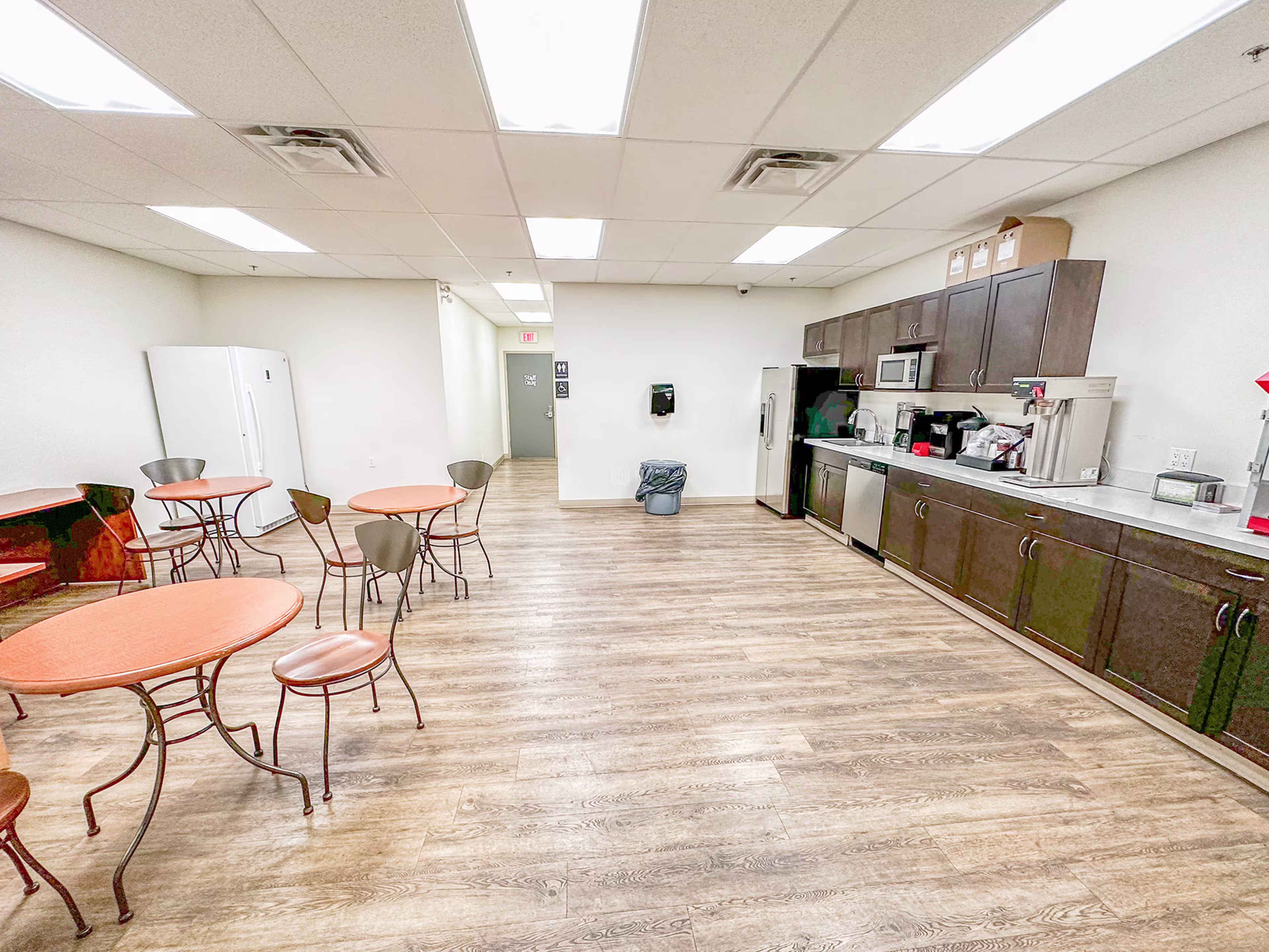 5760 - 9th Street SE, Unit 101