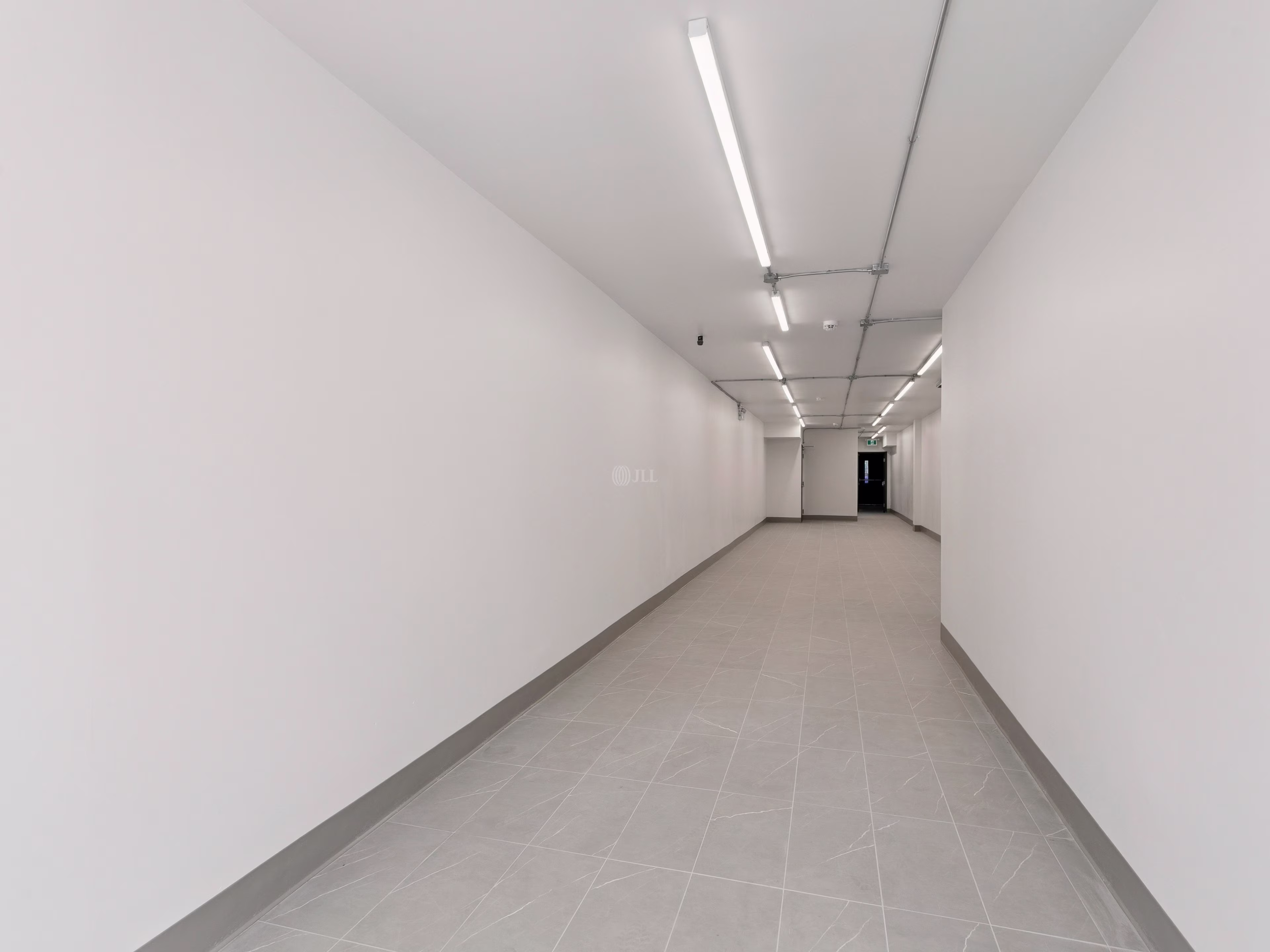300 Spadina Avenue (Second Floor)