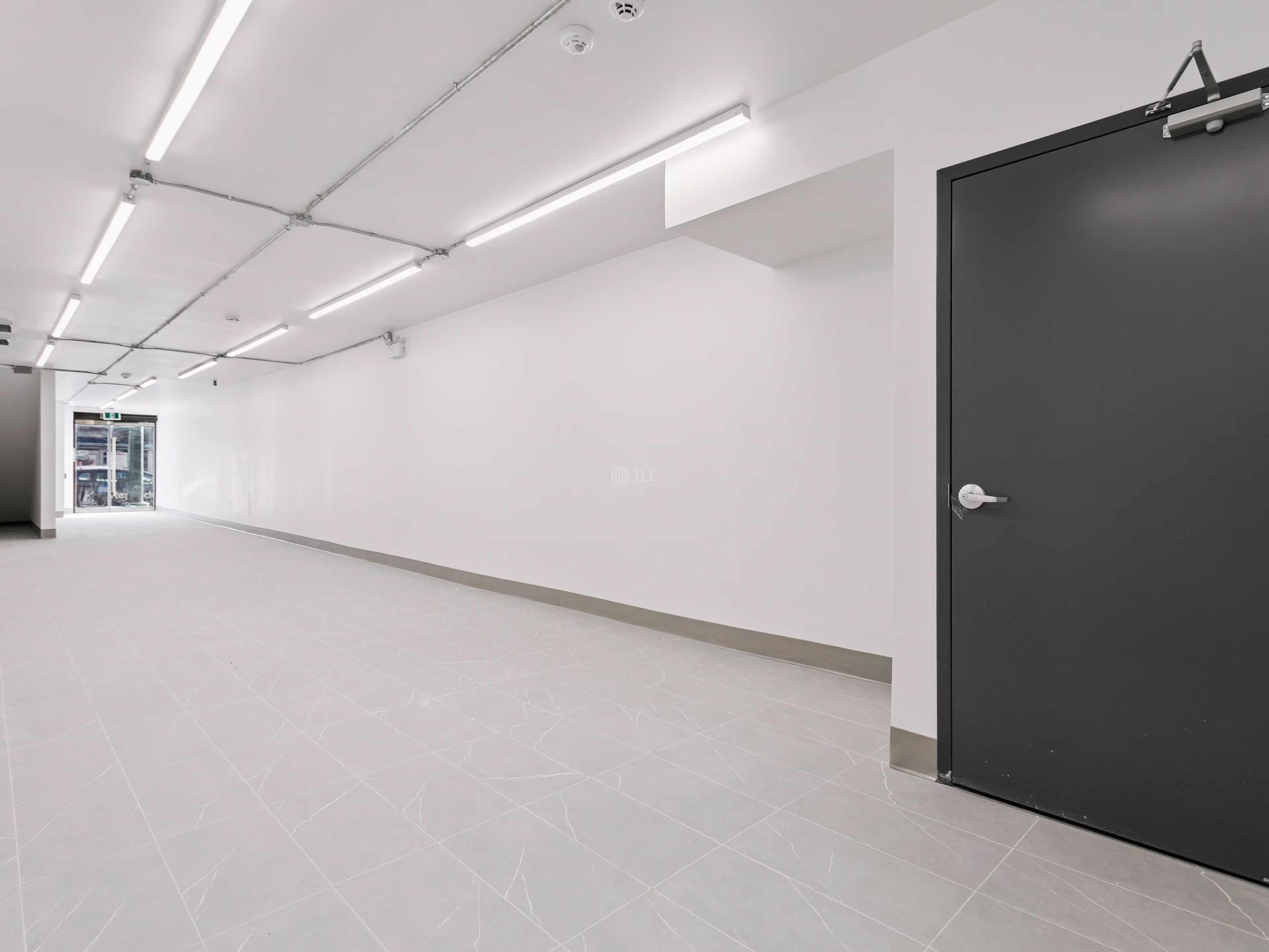 300 Spadina Avenue (Second Floor)