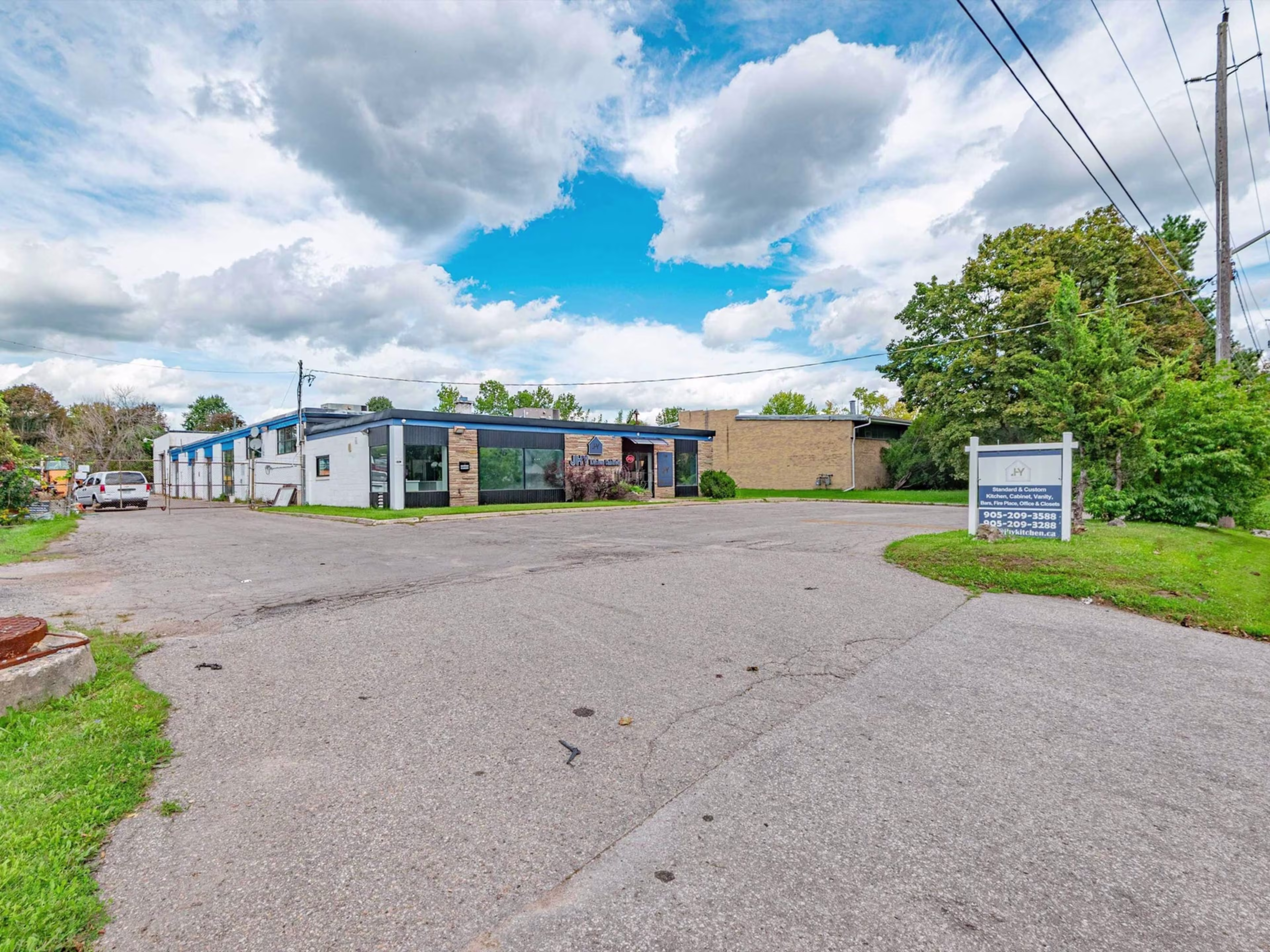 144 Bullock Dr