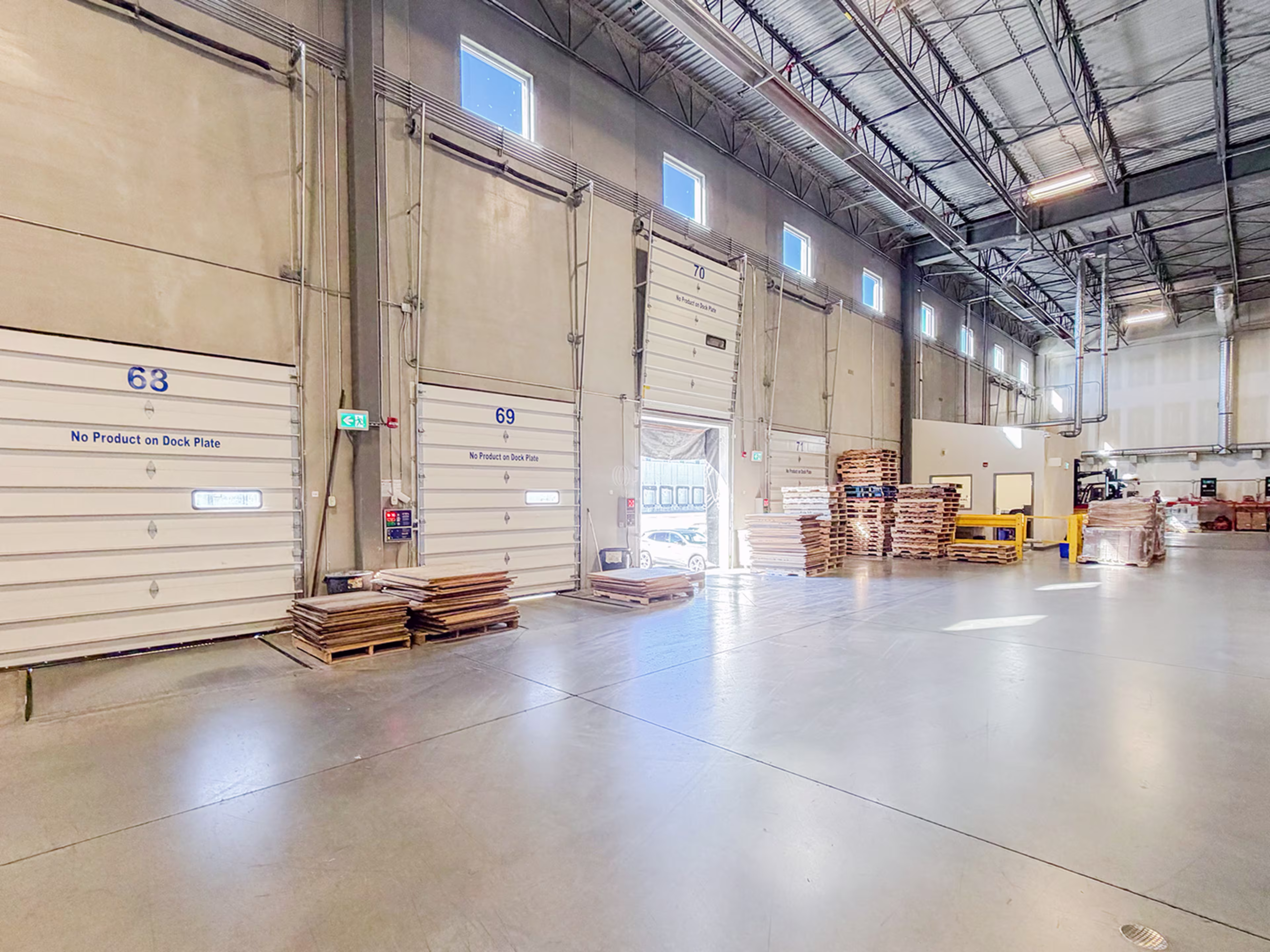 Rocky View Business Park: Building 3, Unit 18