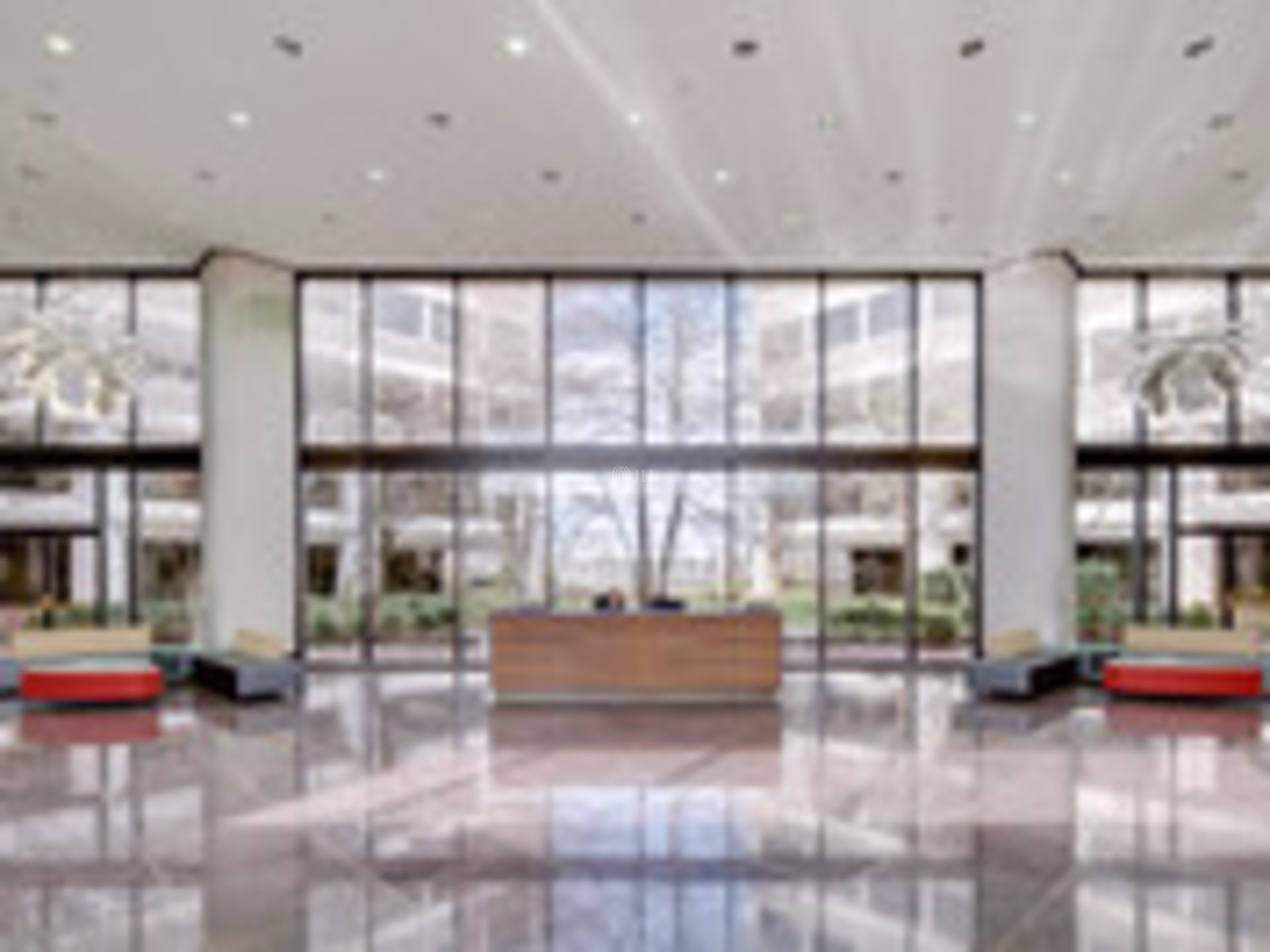 Drake Oak Brook Plaza