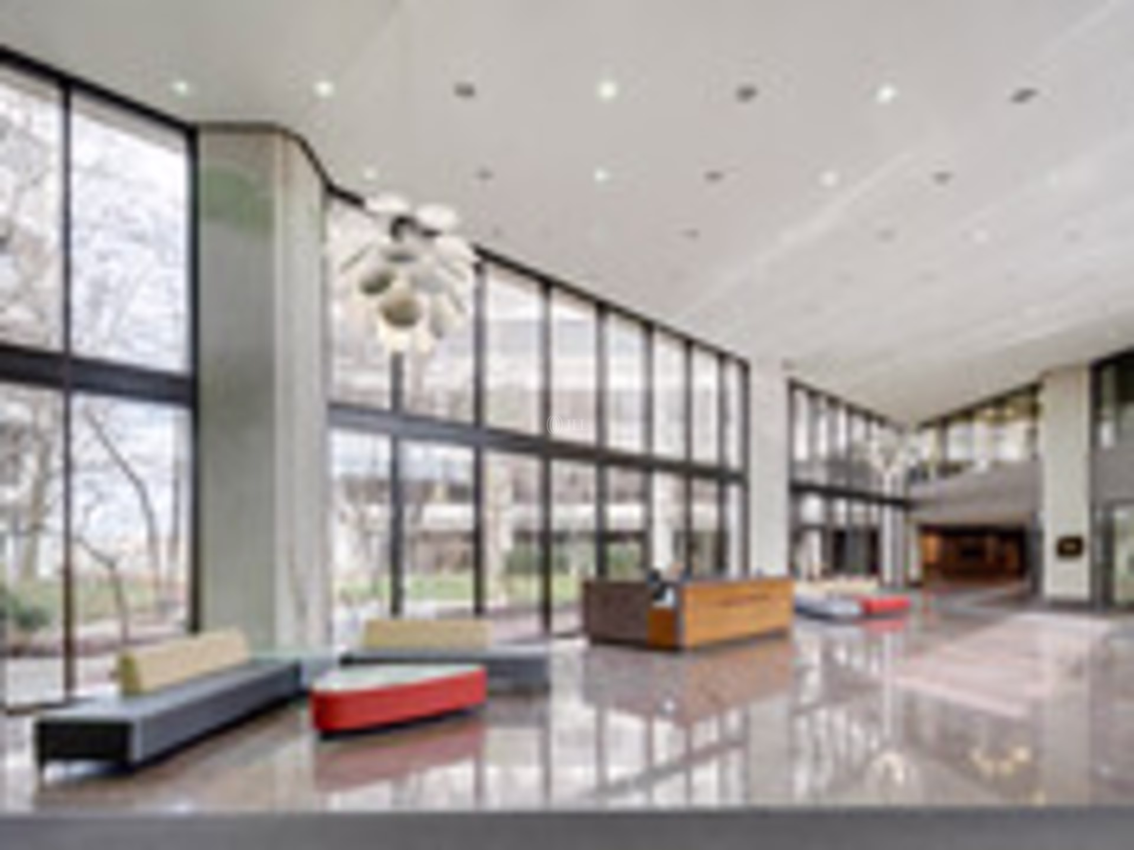 Drake Oak Brook Plaza