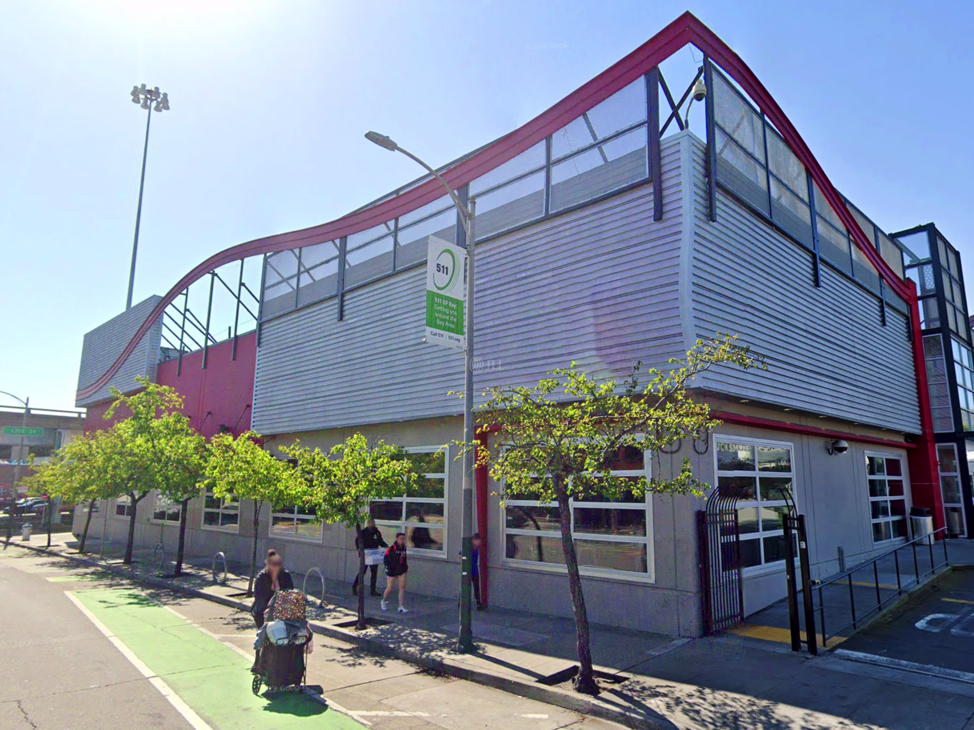 1690 Folsom St