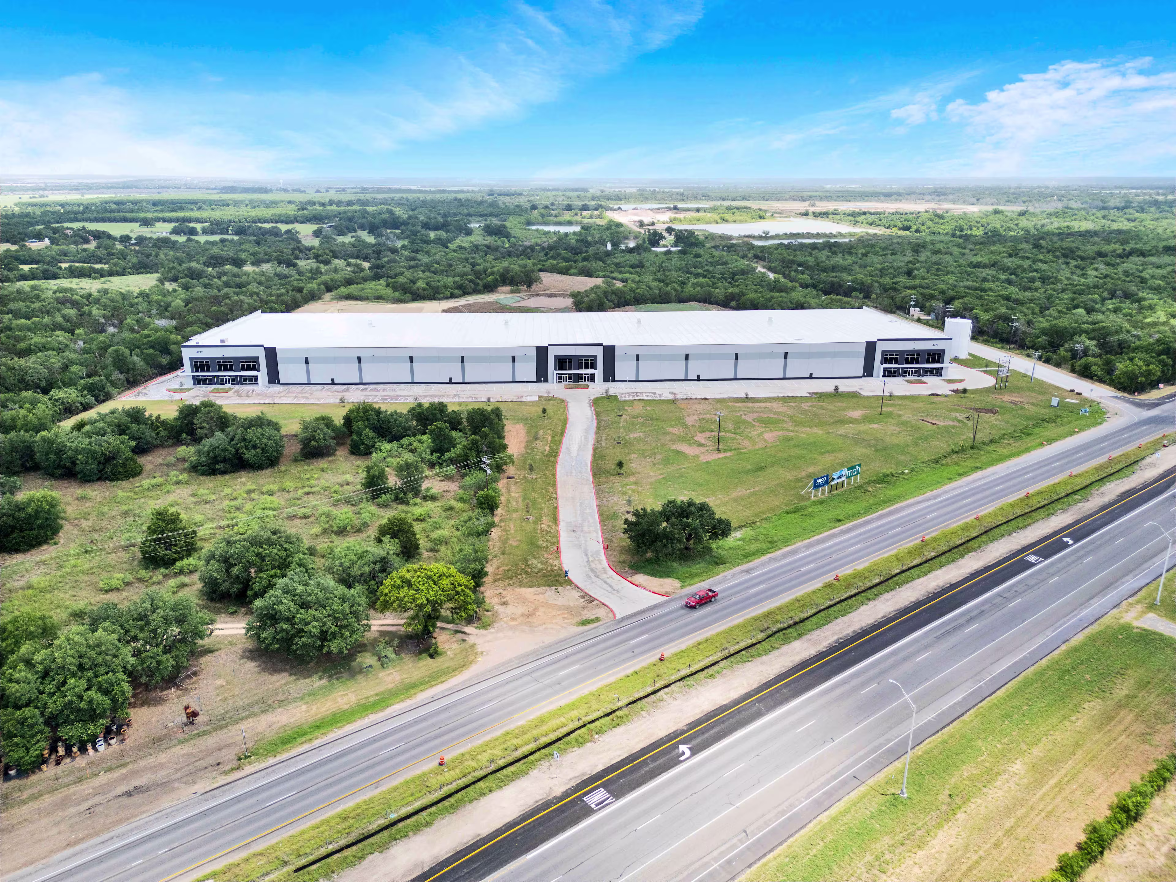 71 Logistics Center