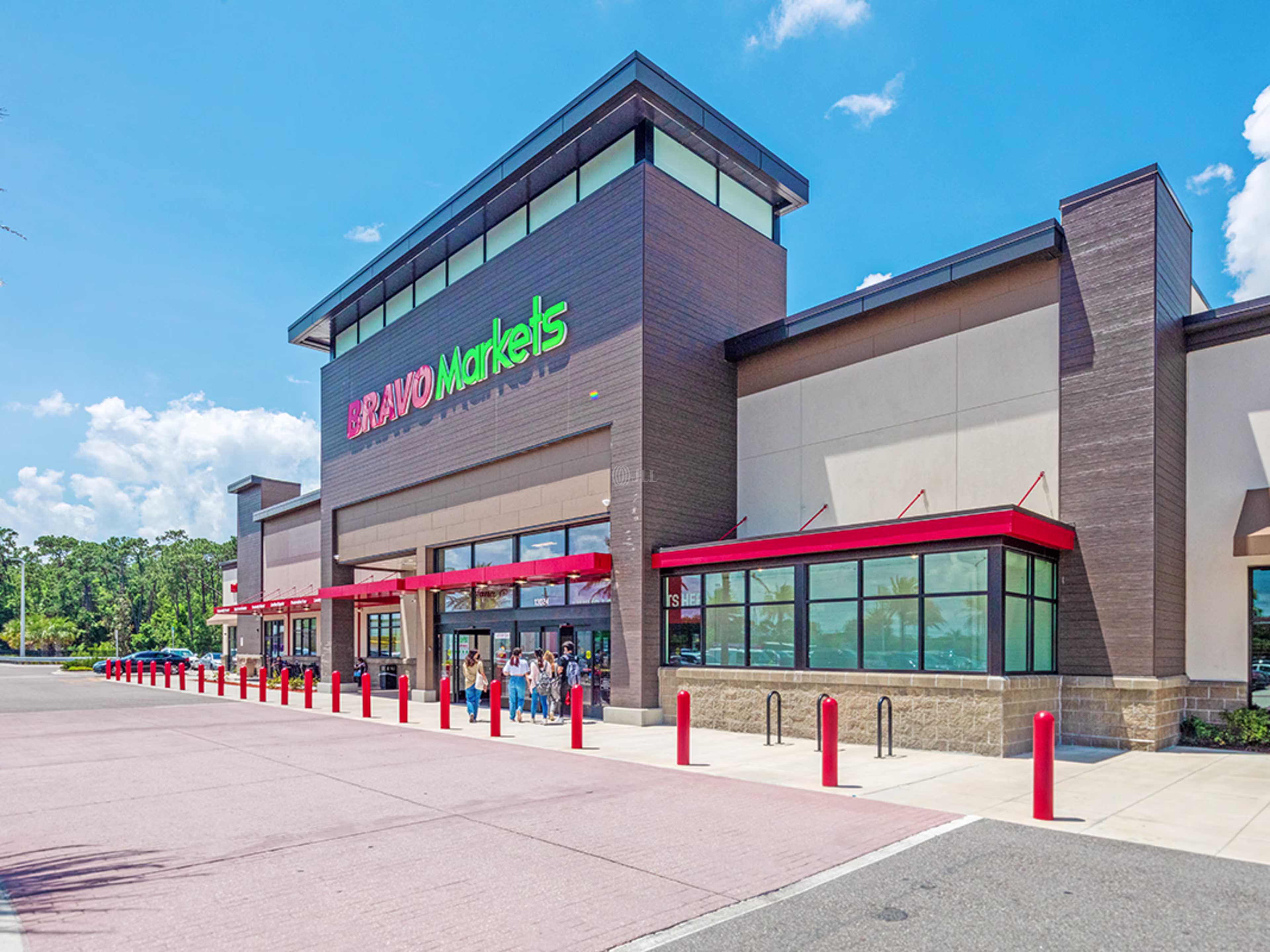Shoppes at Nona Place