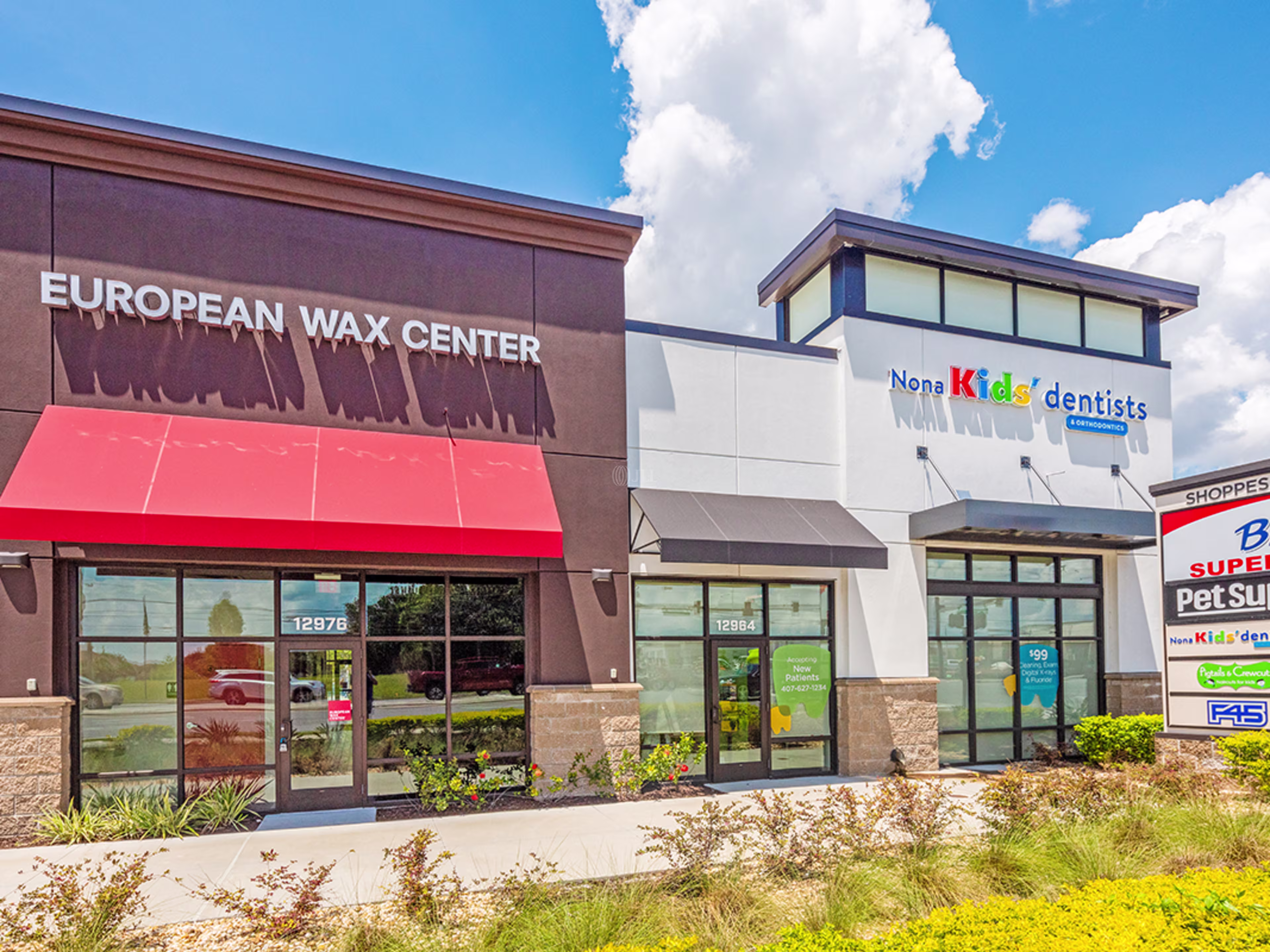 Shoppes at Nona Place