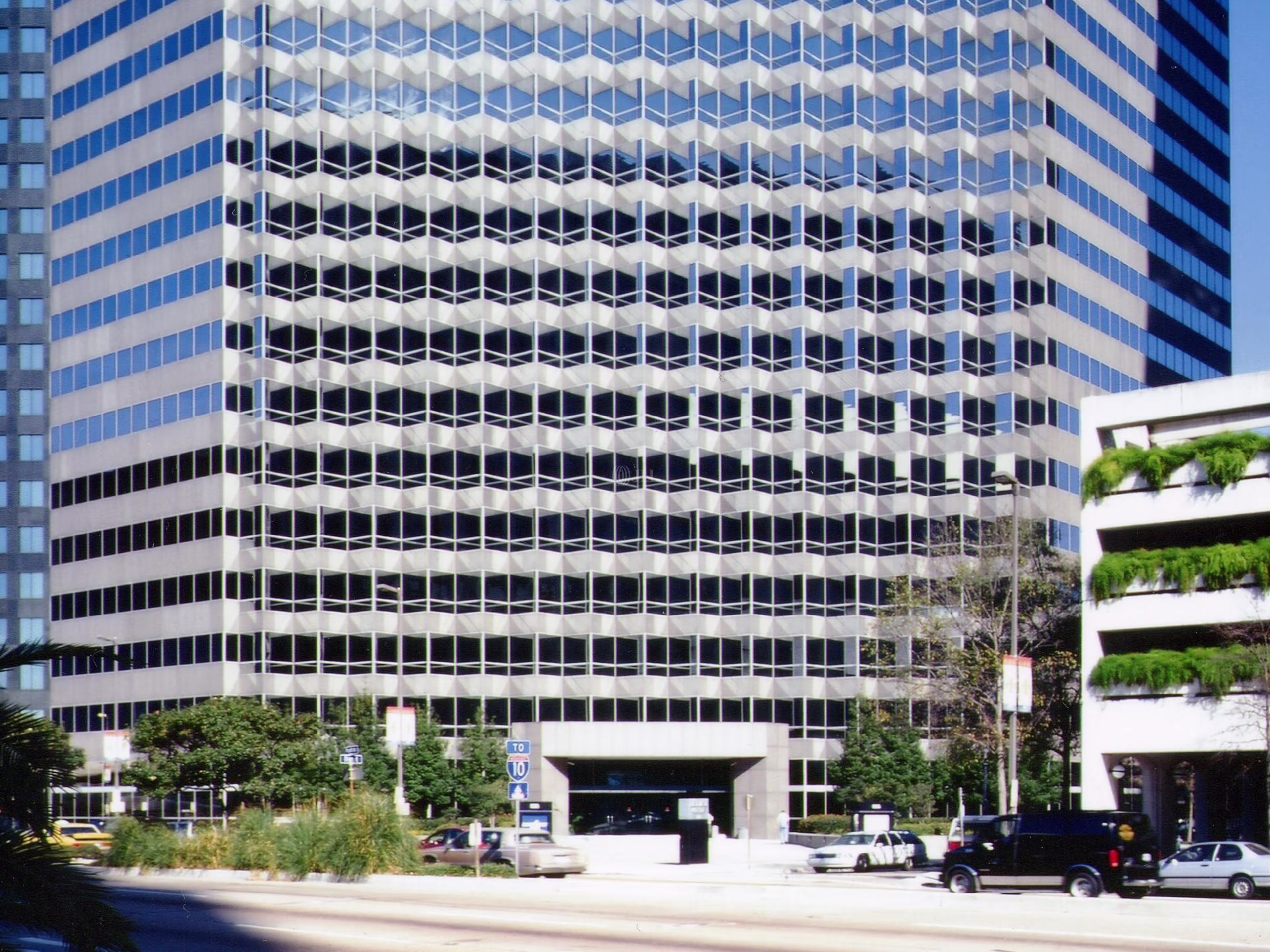 1555 Poydras