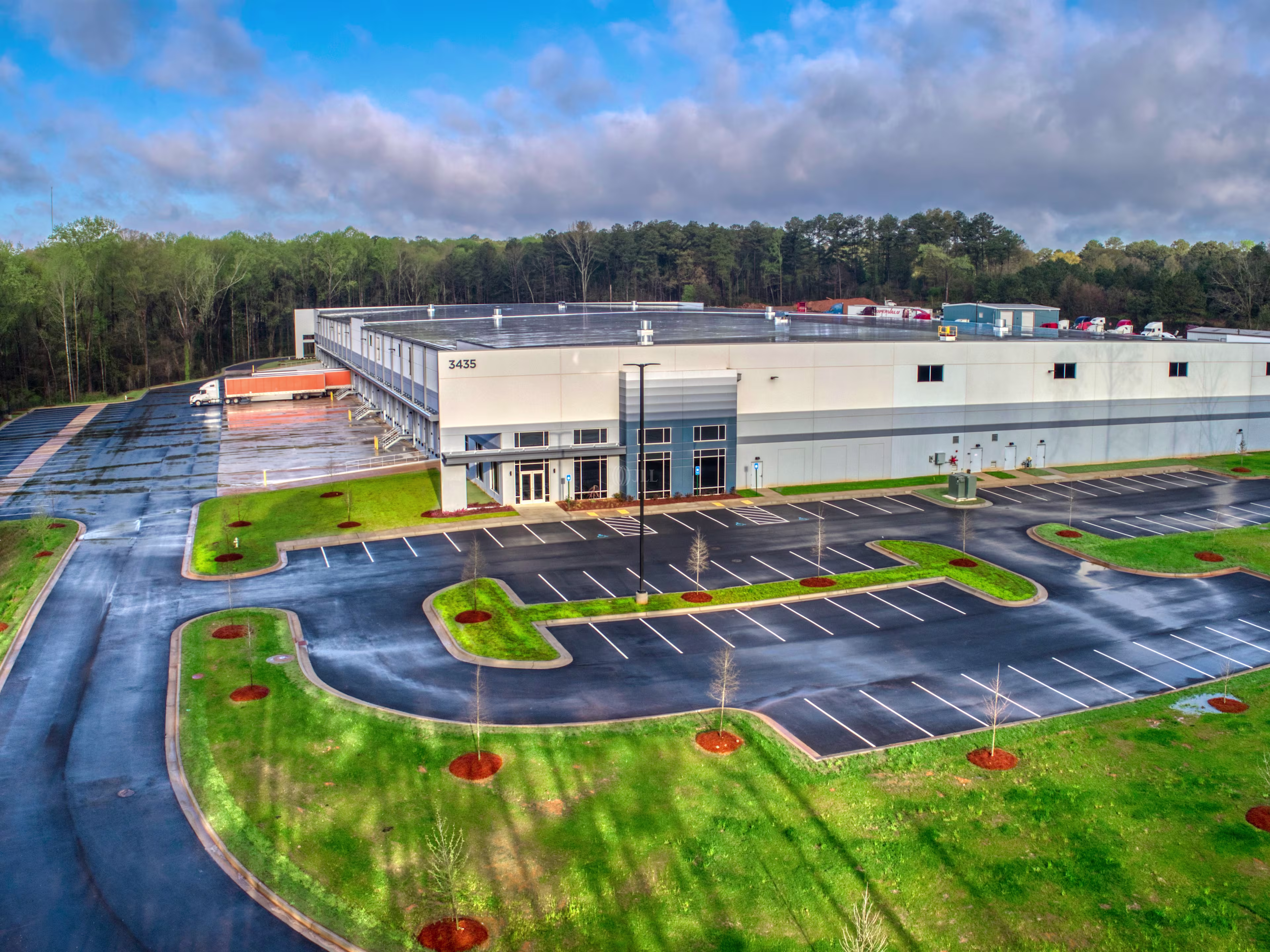 Fundrise Aerotropolis Logistics Center