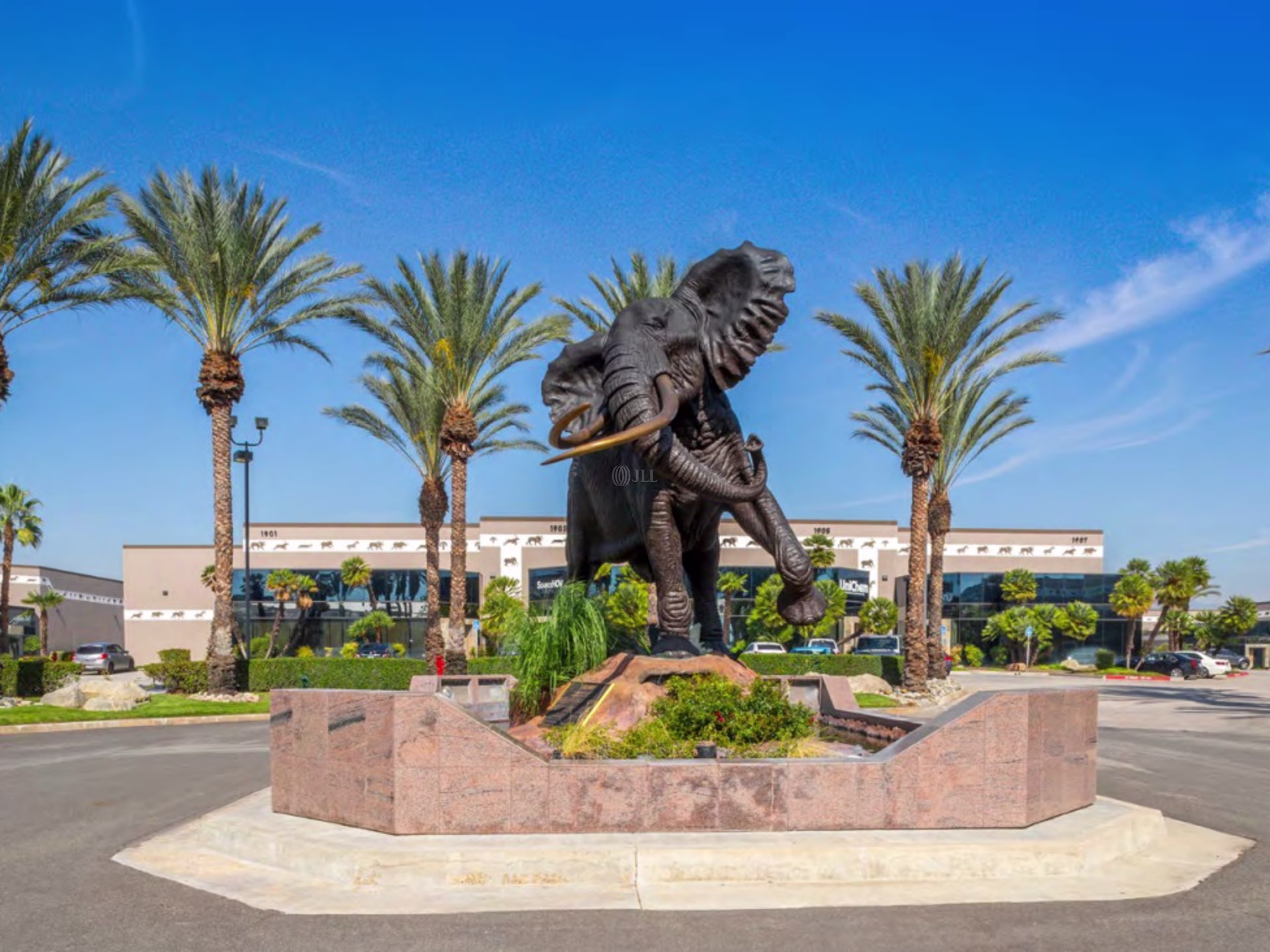 Safari Business Center - Bldg 15