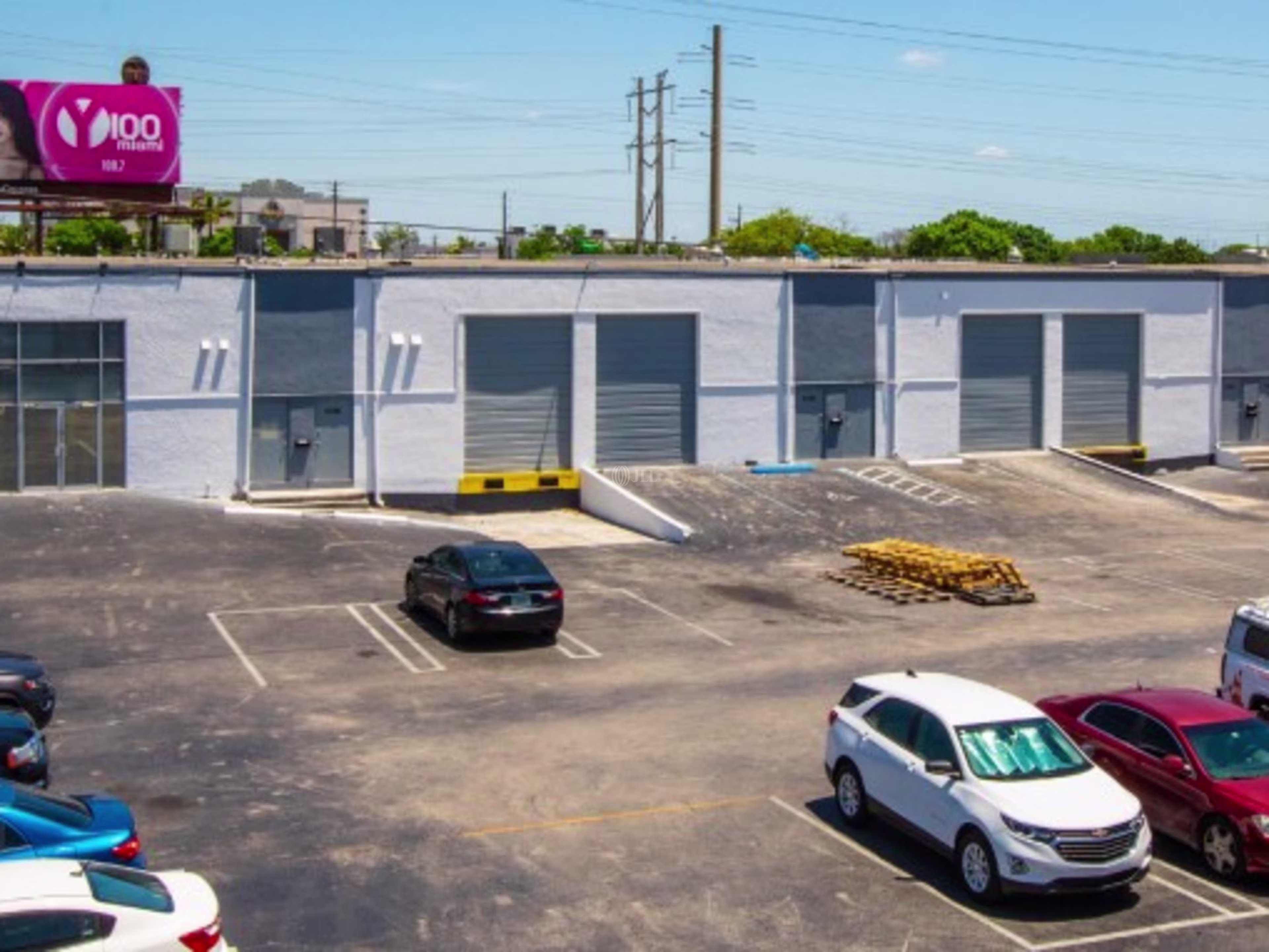 Palmetto Airport Center, Bldg 1