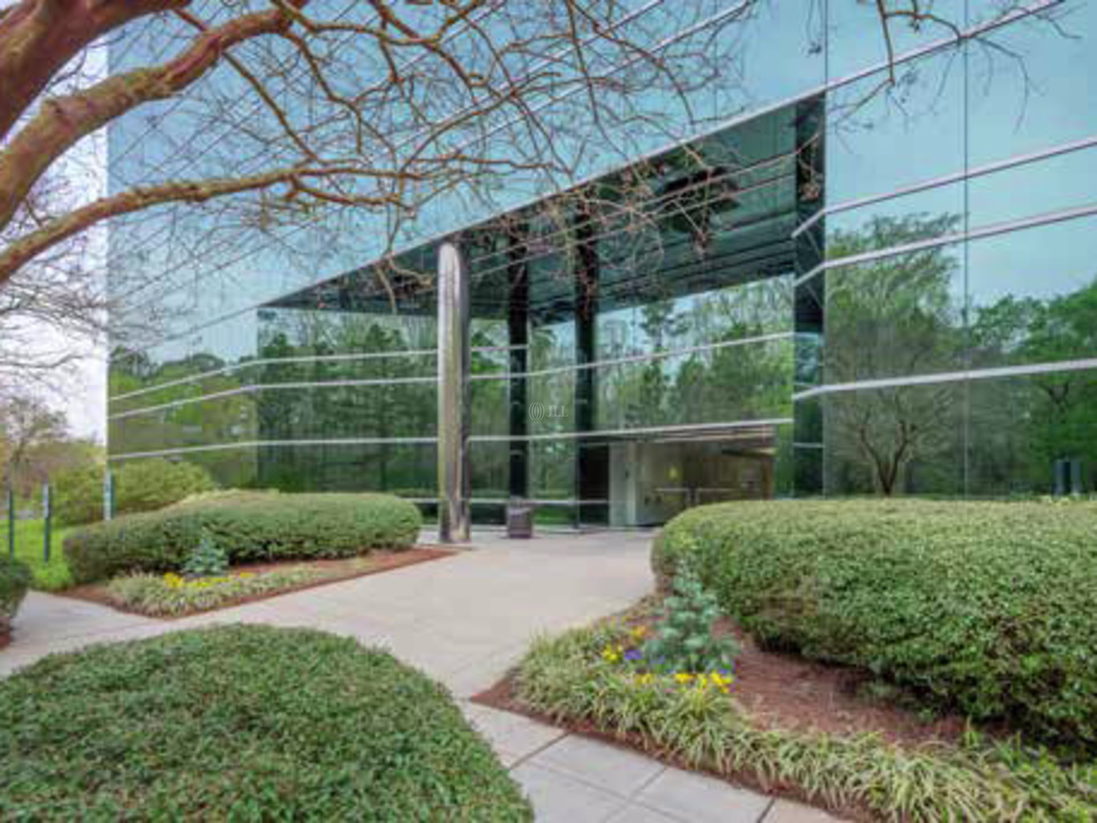 Carolina Corporate Centre