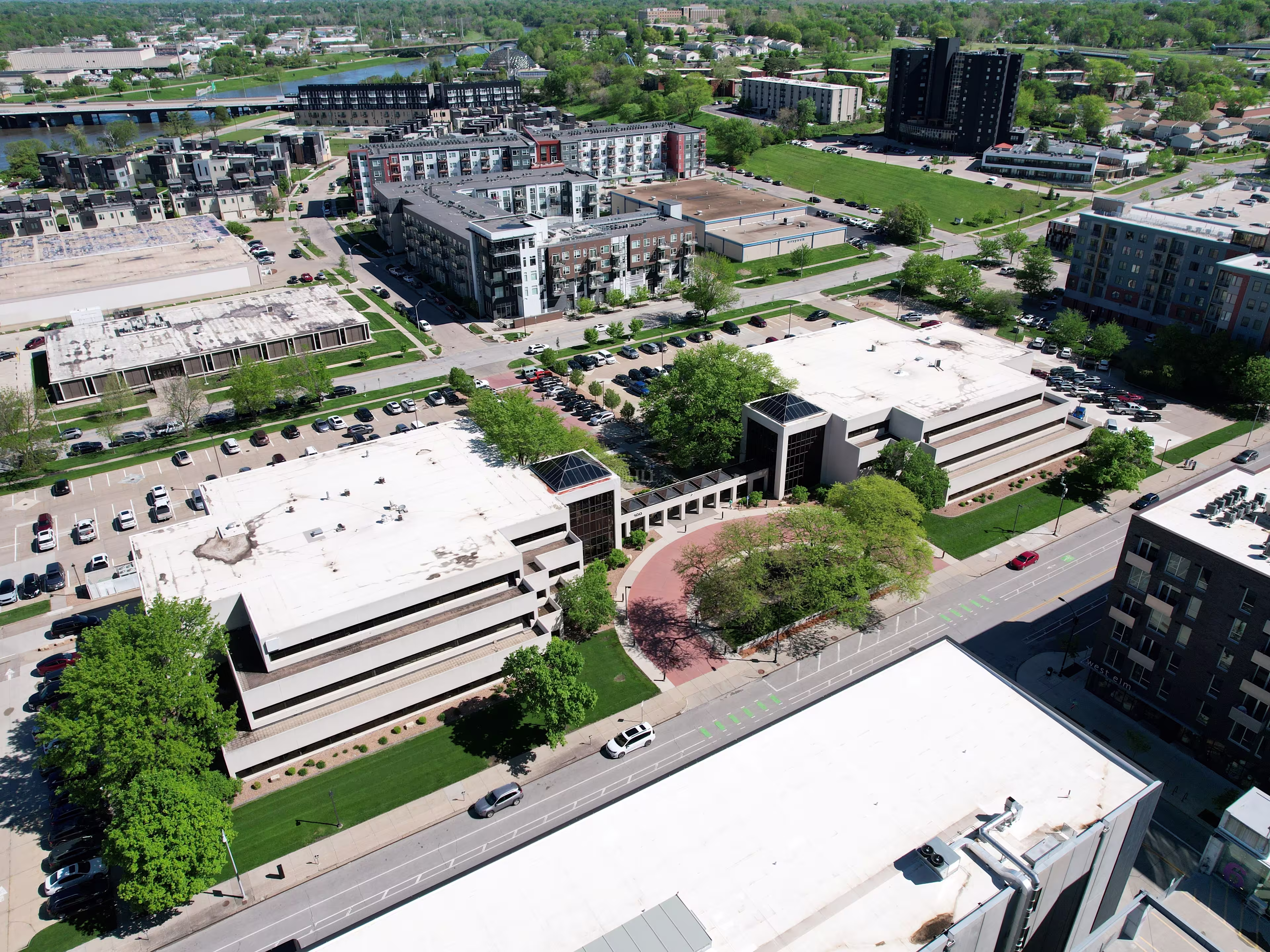 East Grand Office Park