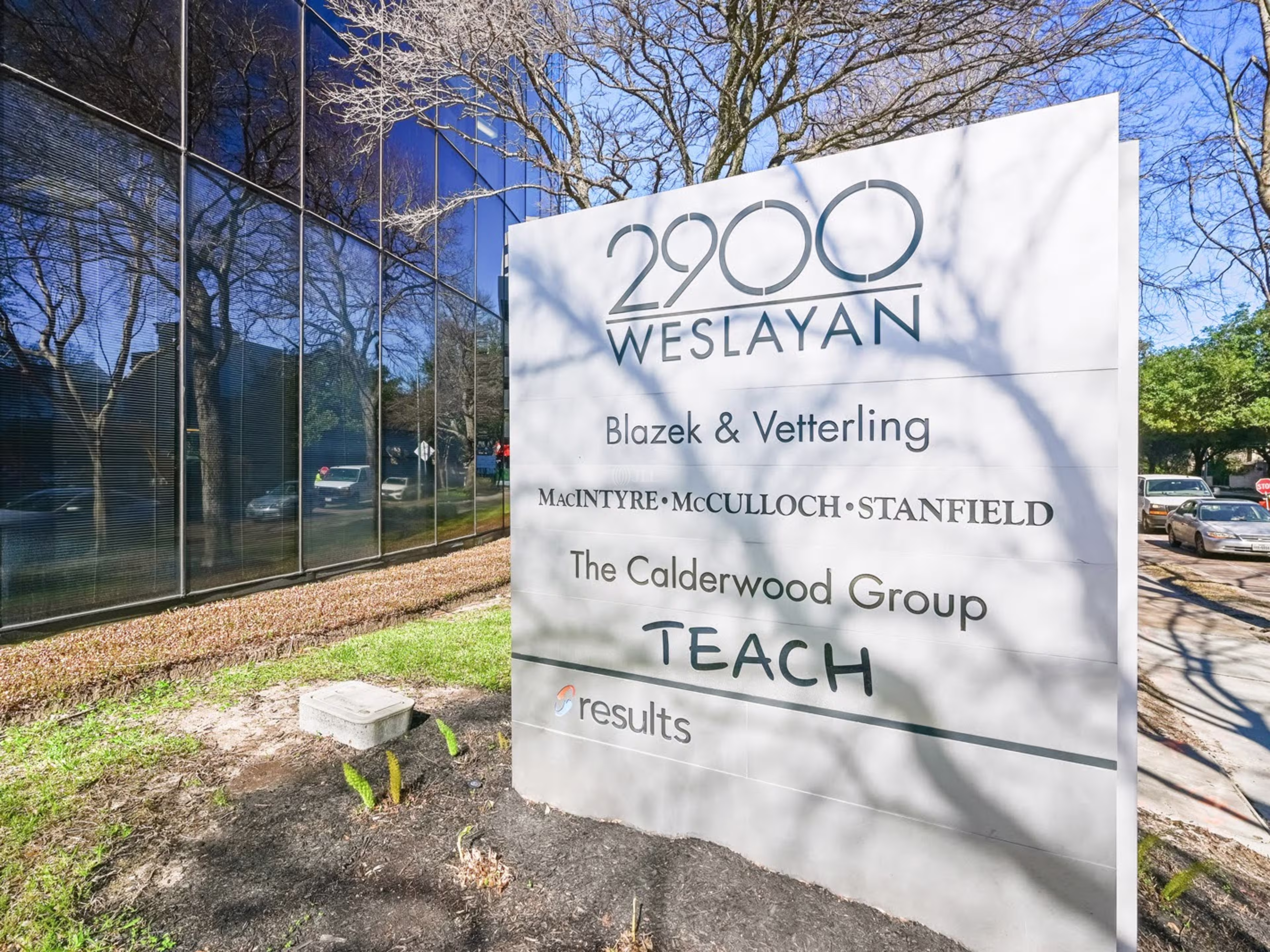 2900 Weslayan