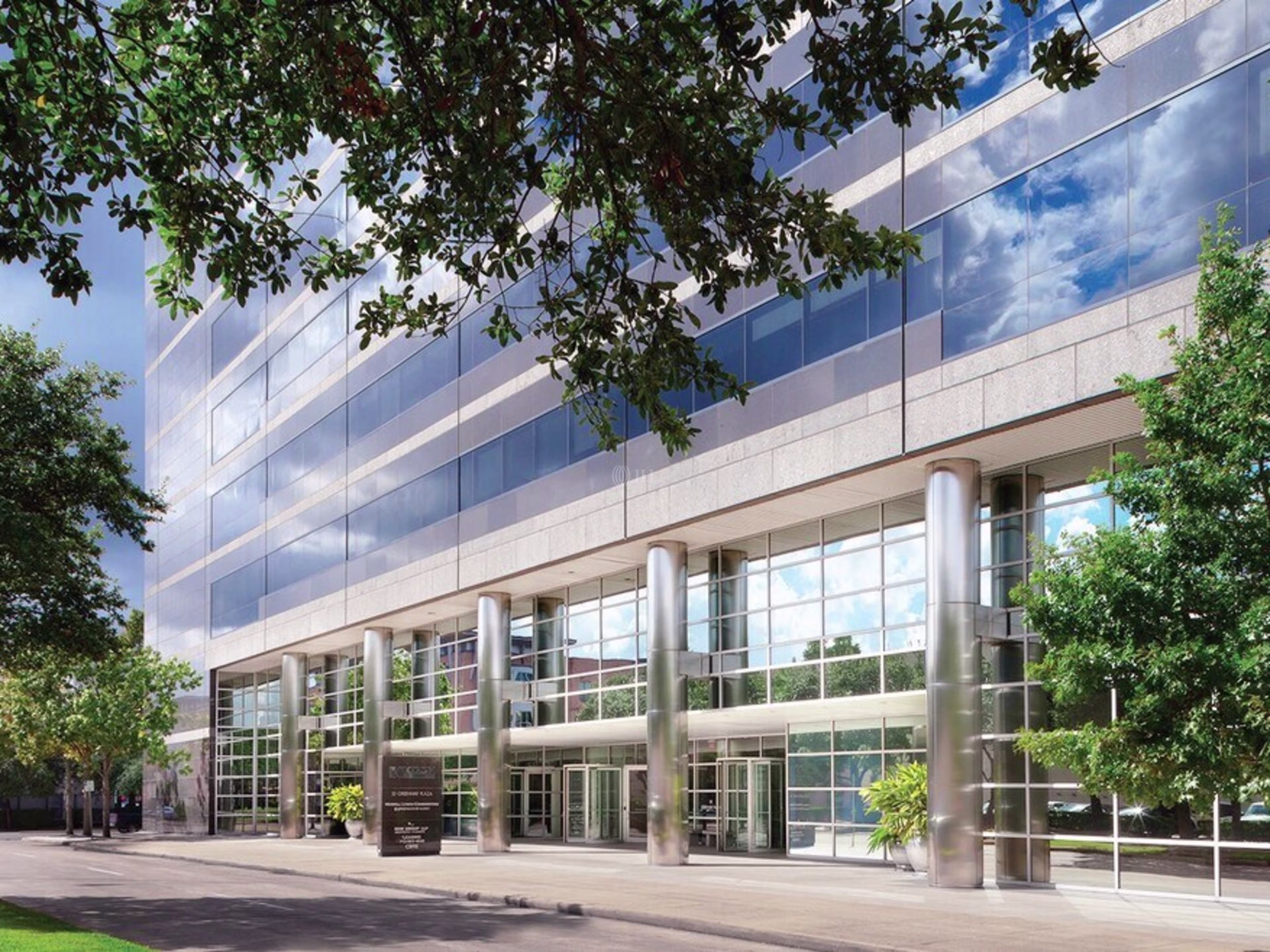 20 Greenway Plaza