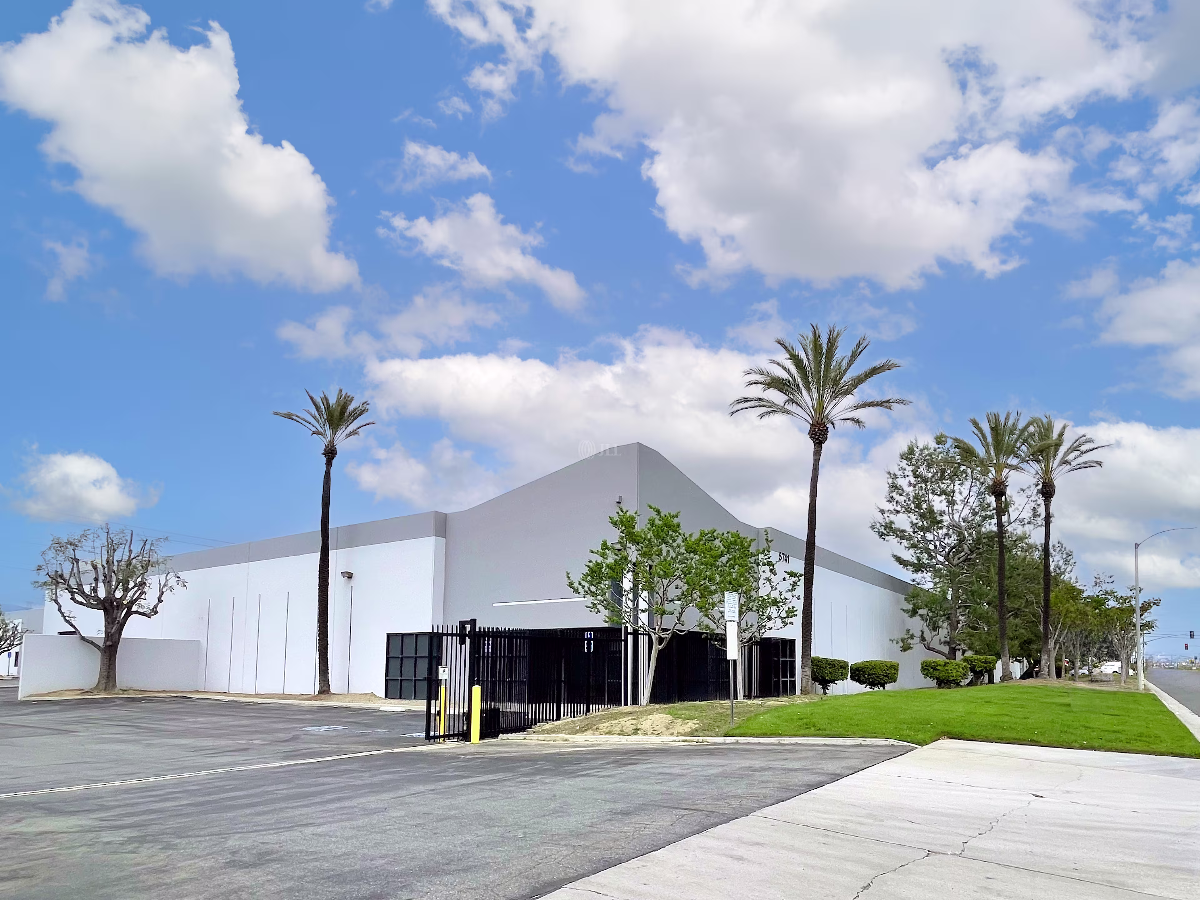 Etiwanda Industrial Center