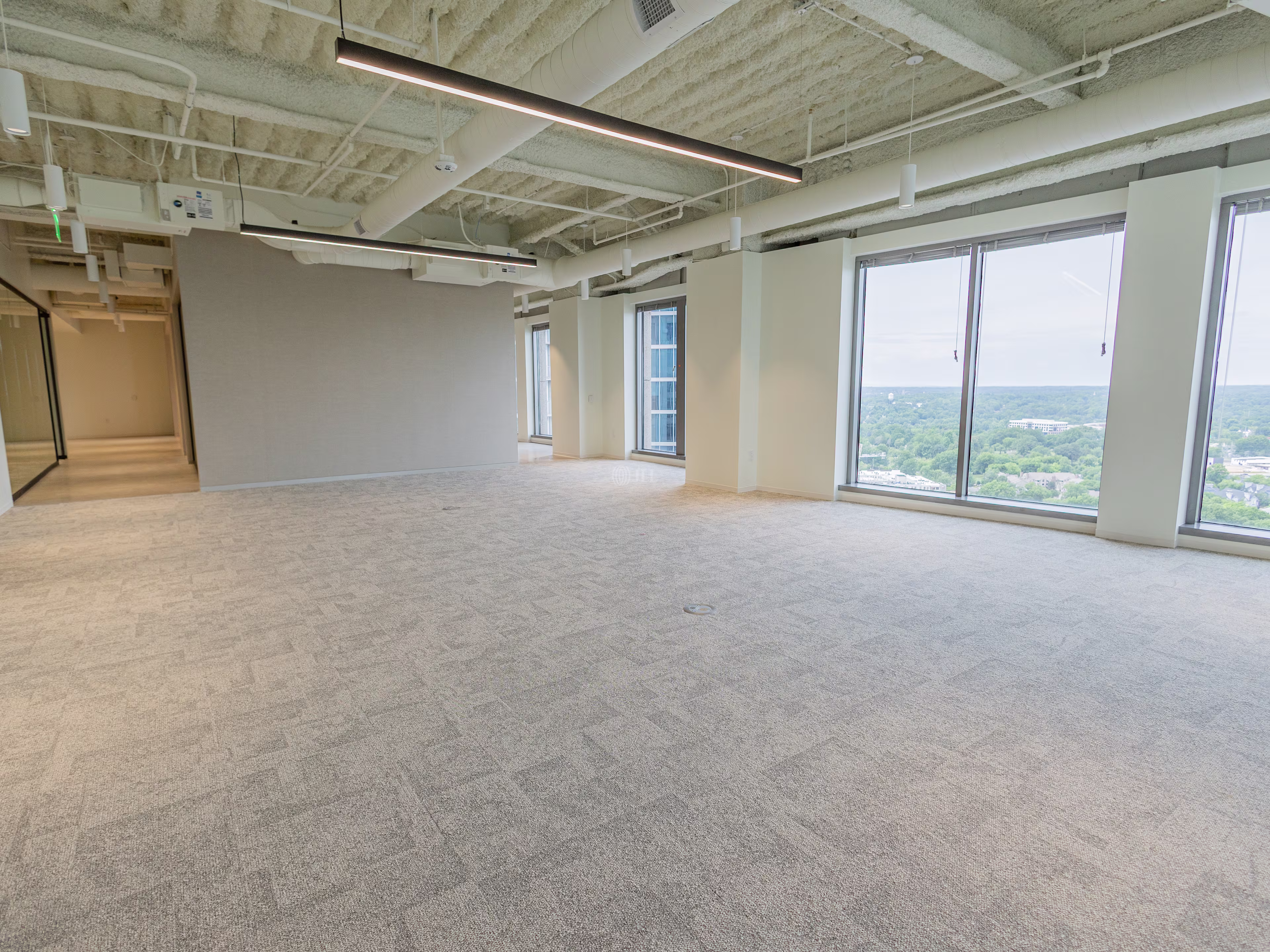 201 North Tryon