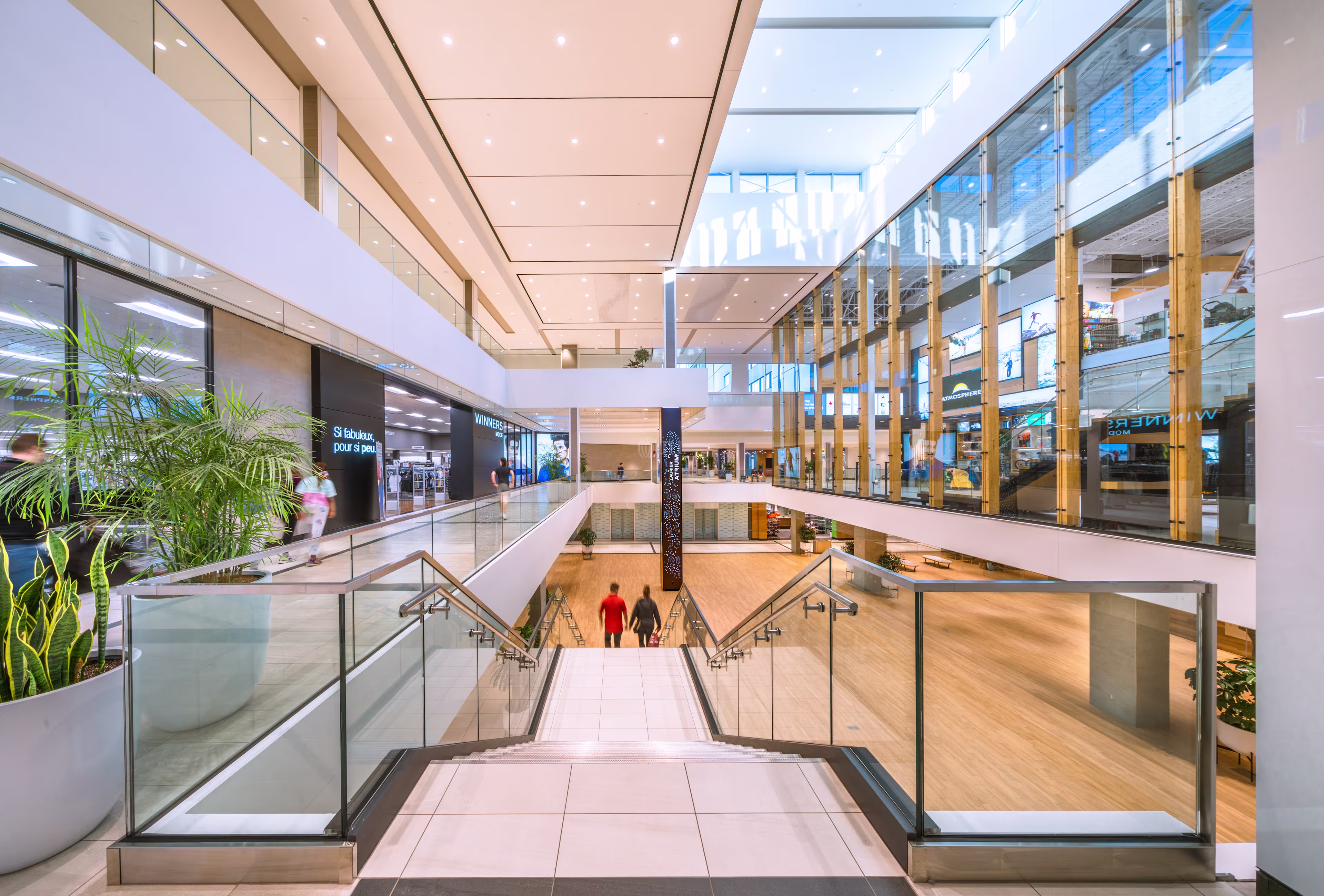 2700 Boulevard Laurier