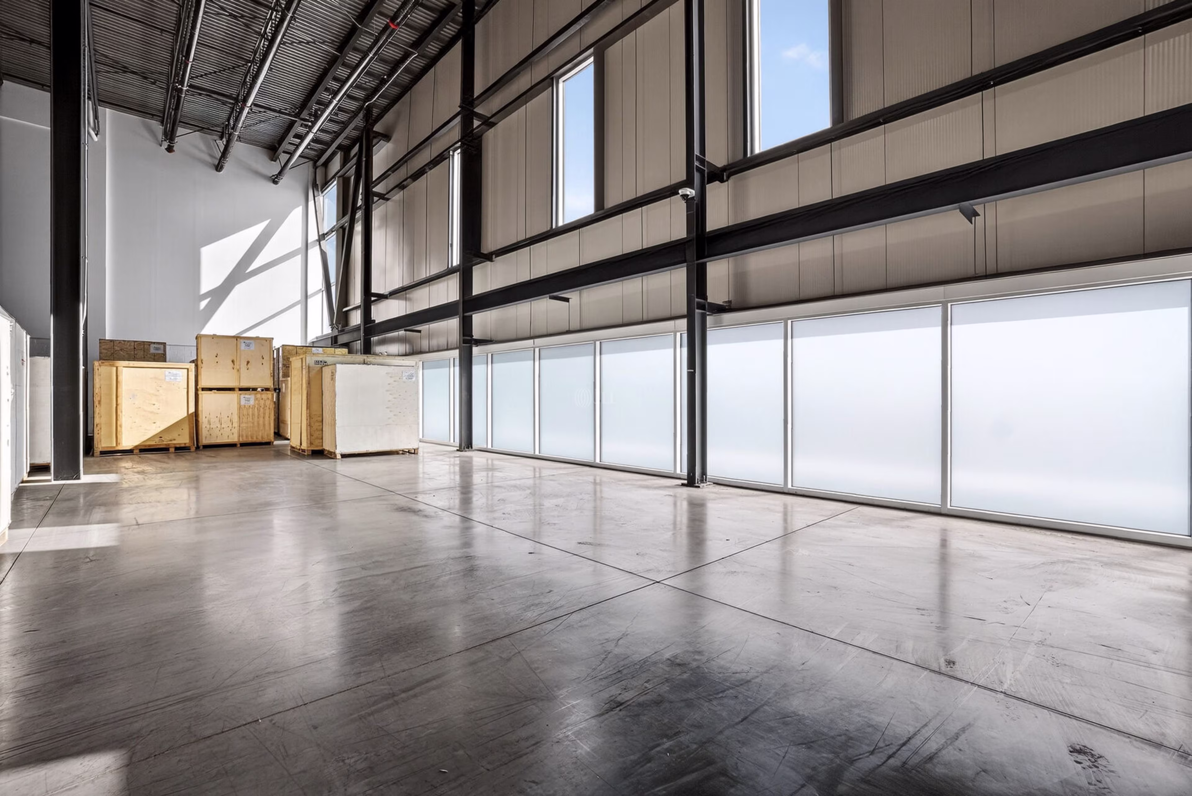 11235-11250 Metropolitain Boulevard E