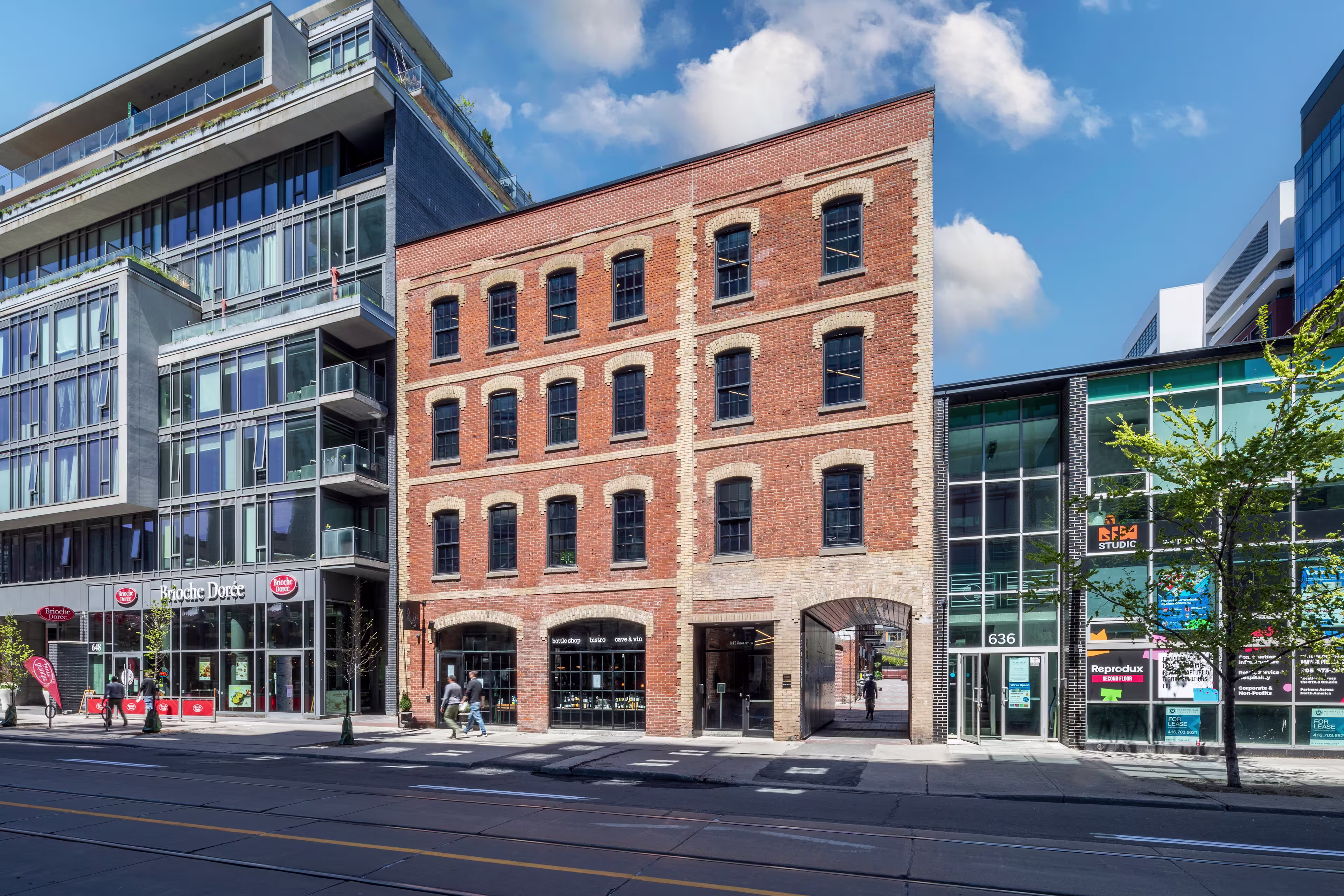 642 King Street West