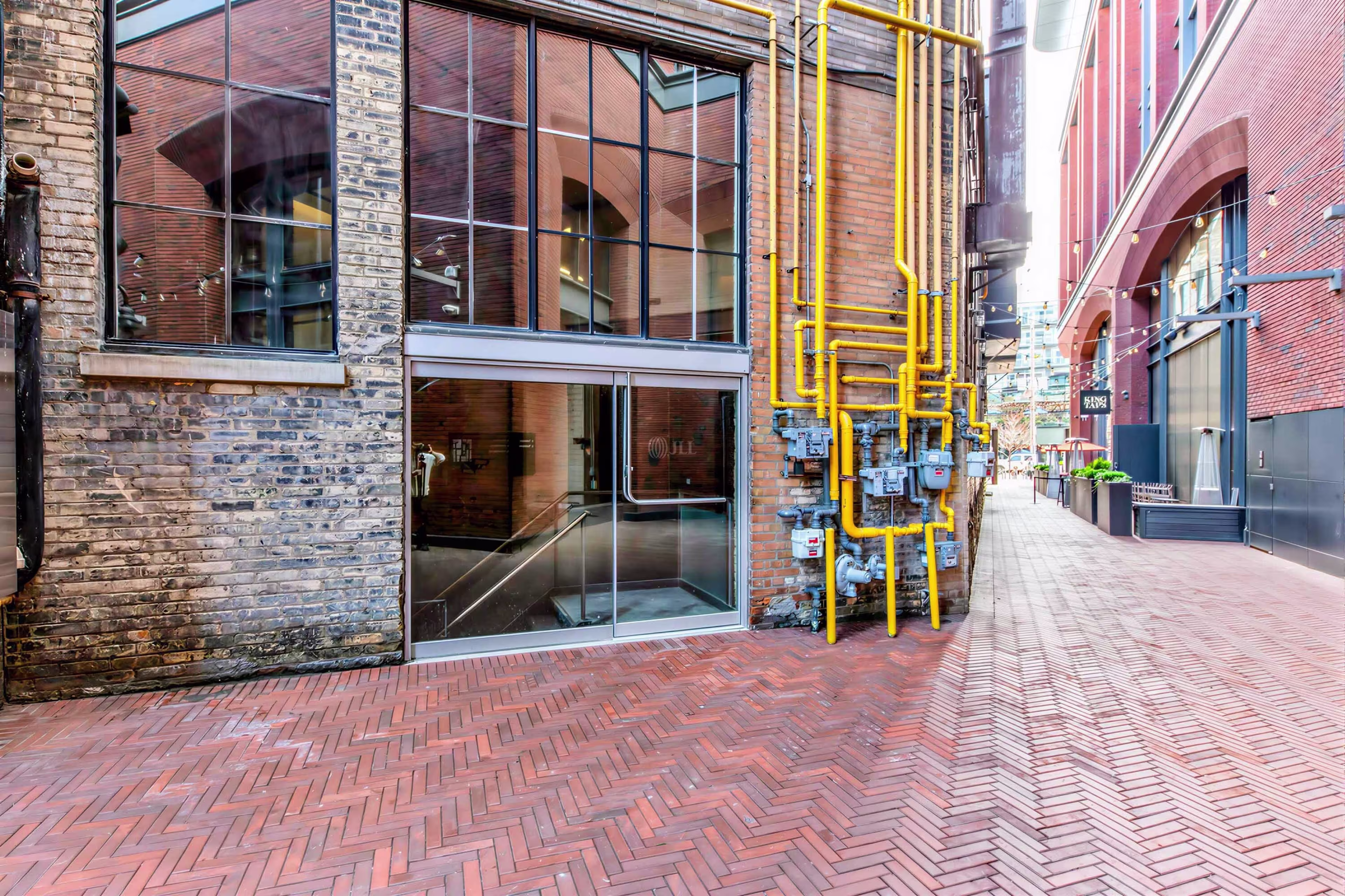 602-604 King Street West