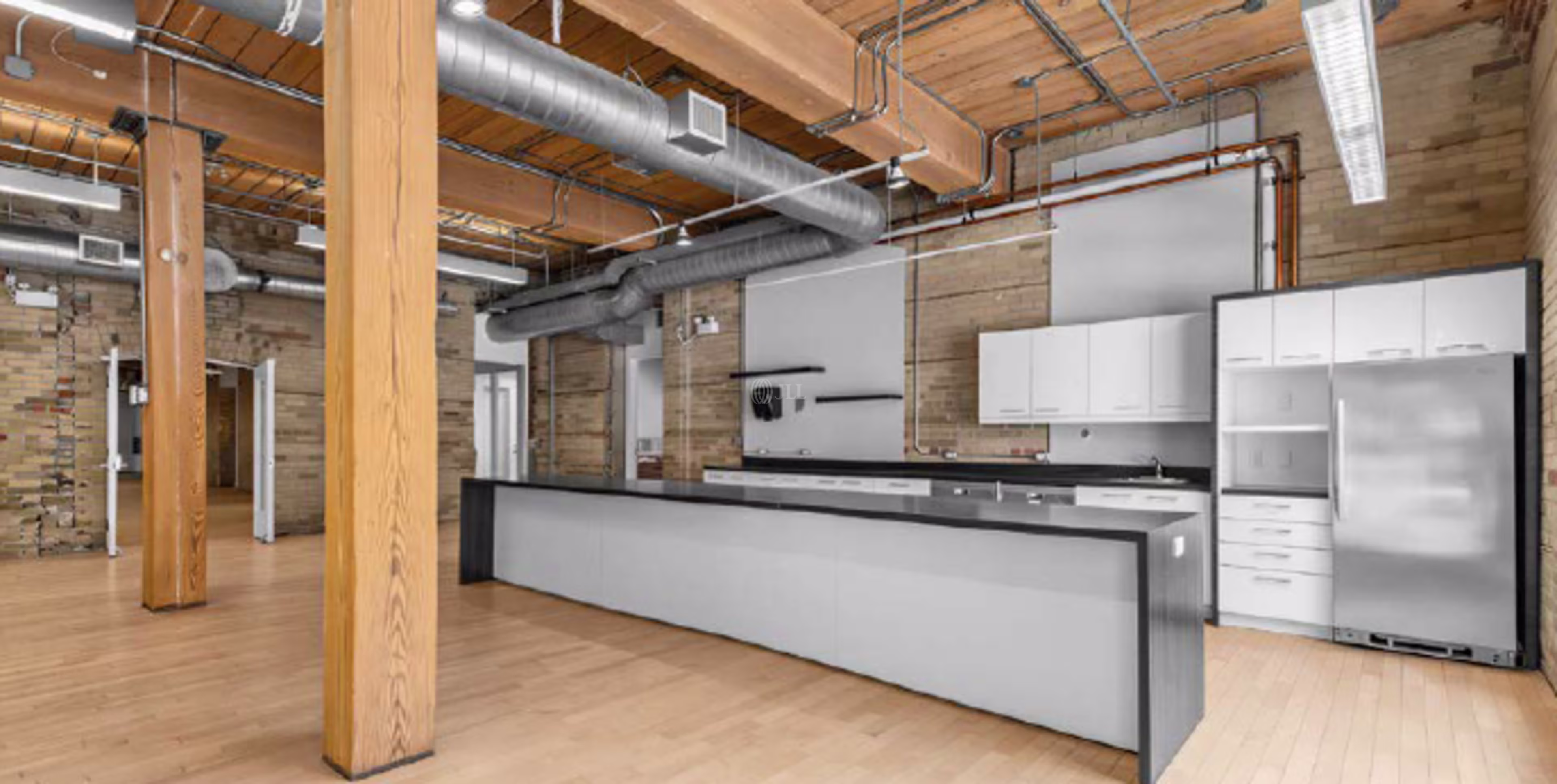 469 King Street W