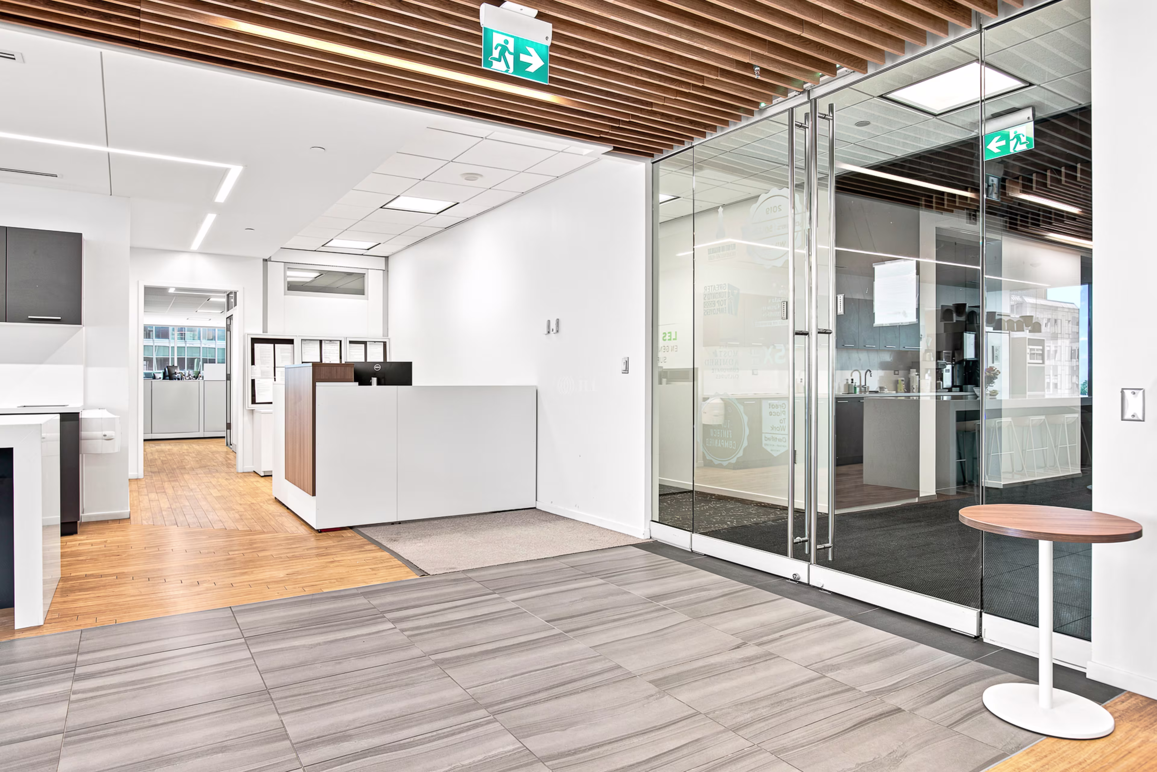 900 de Maisonneuve Boulevard West