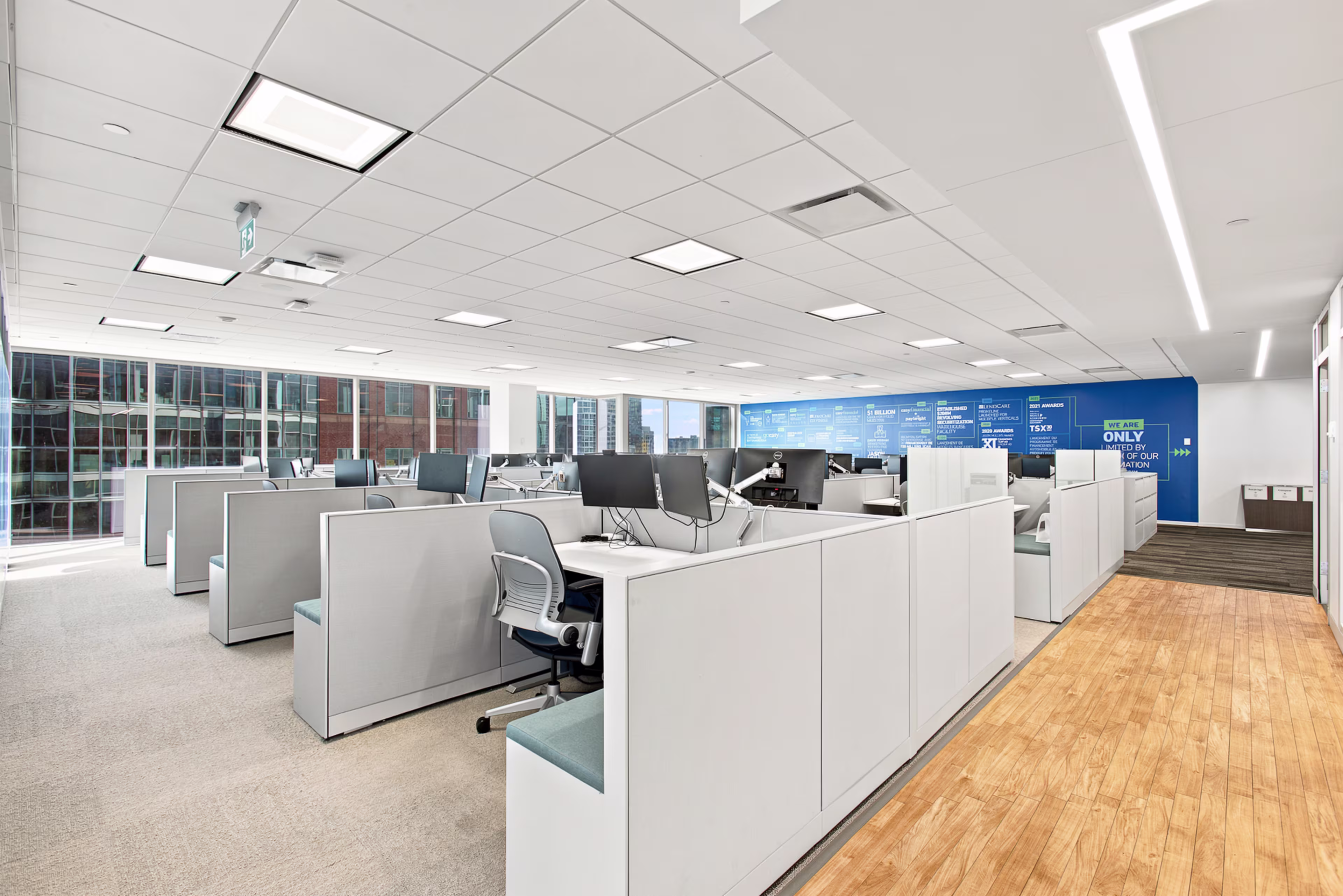 900 de Maisonneuve Boulevard West