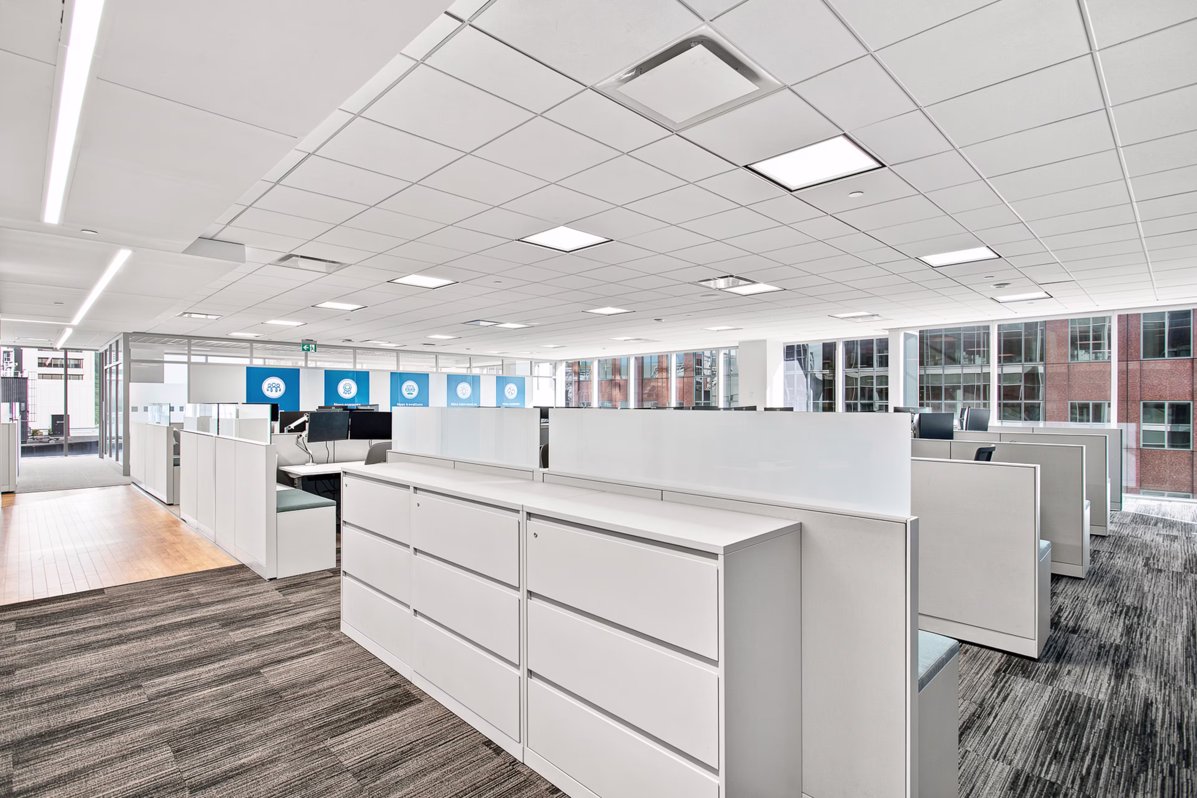 900 de Maisonneuve Boulevard West