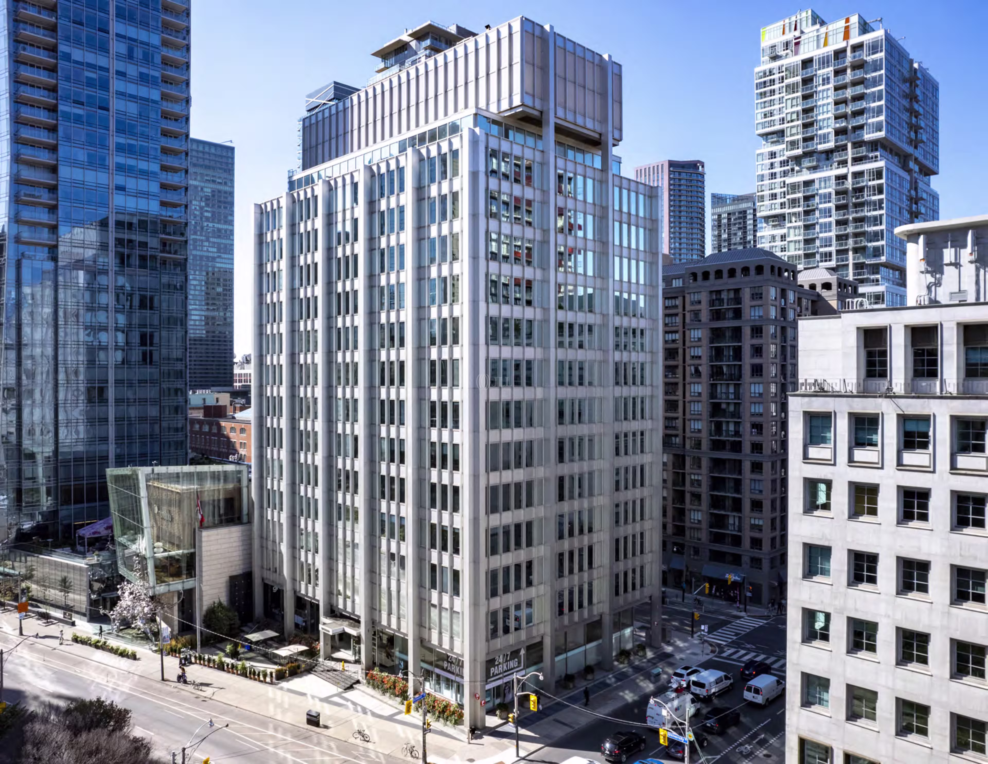 200 University Avenue