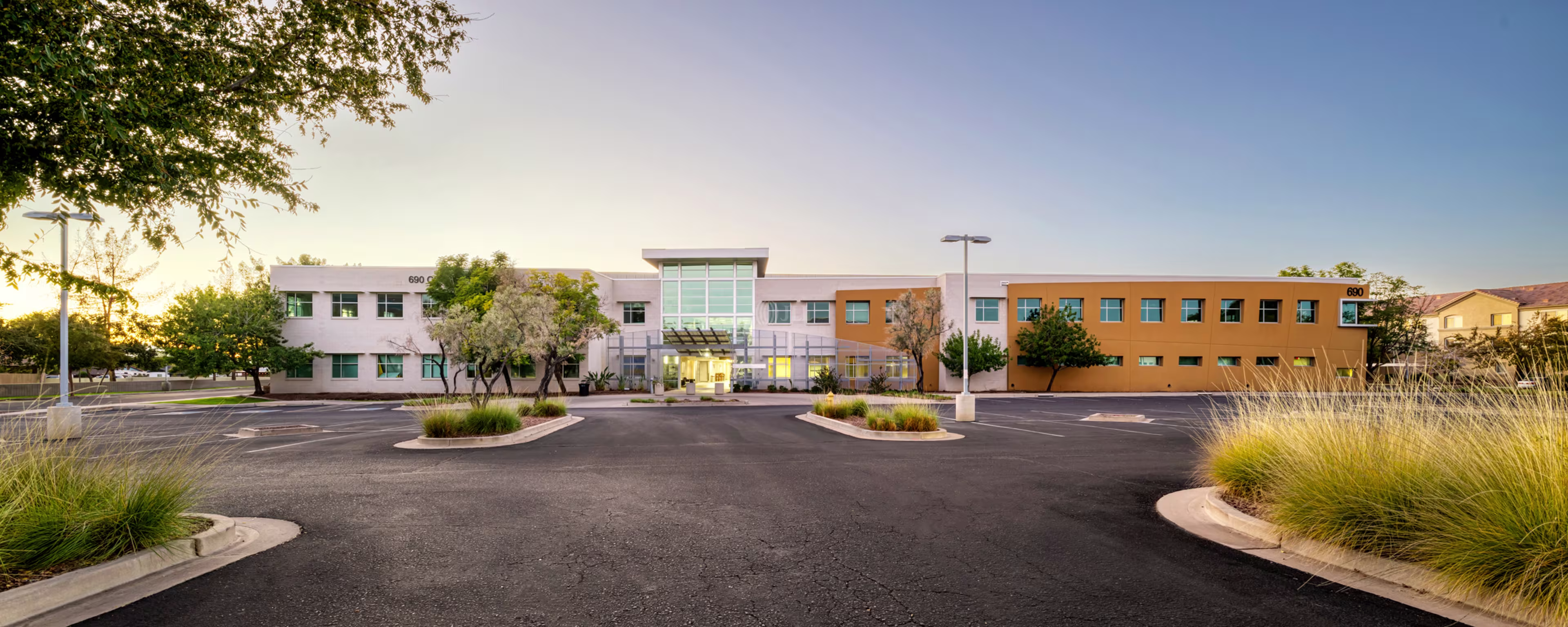 690 N Cofco Center Ct