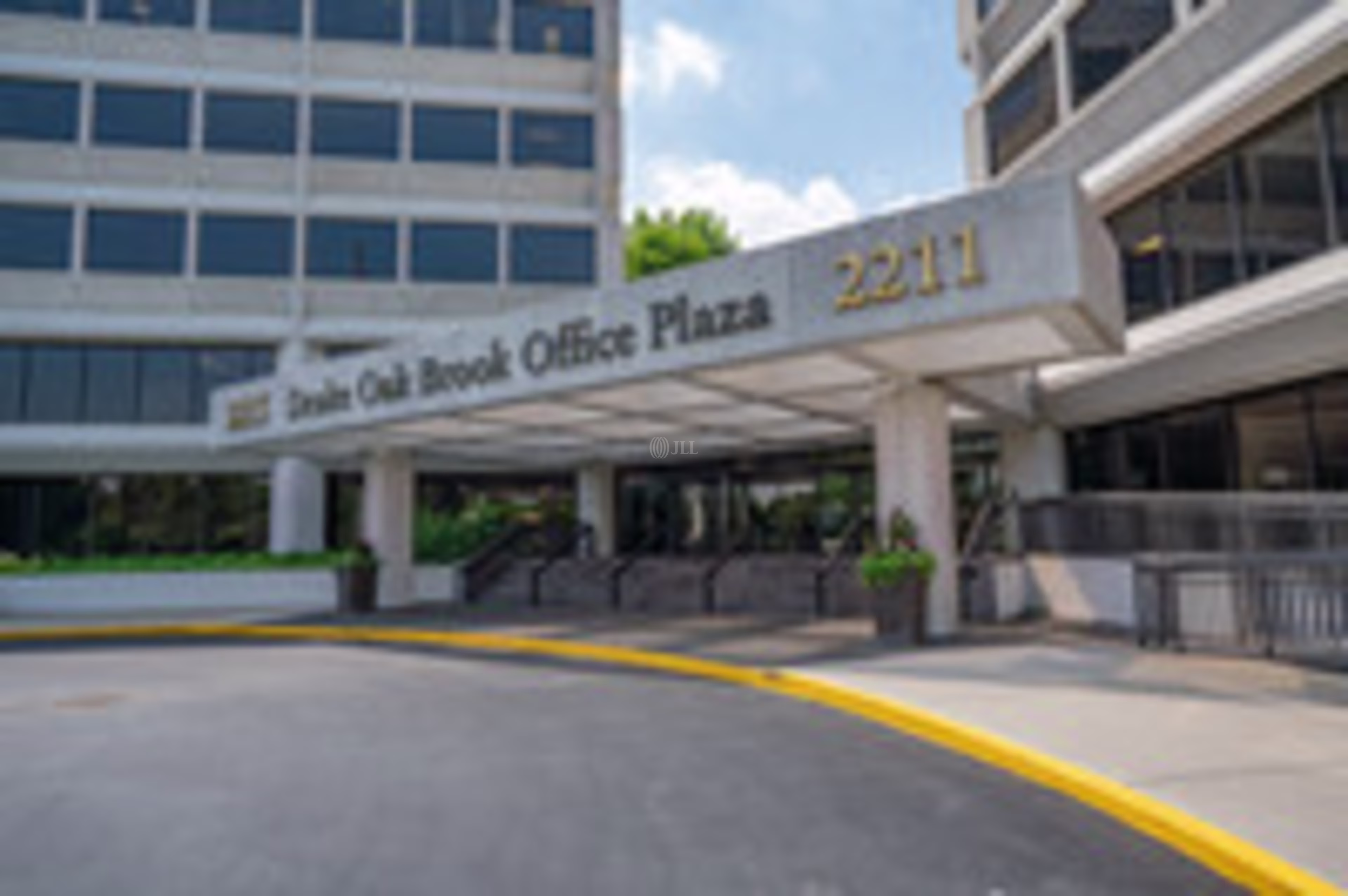 2211-2215 S York Rd