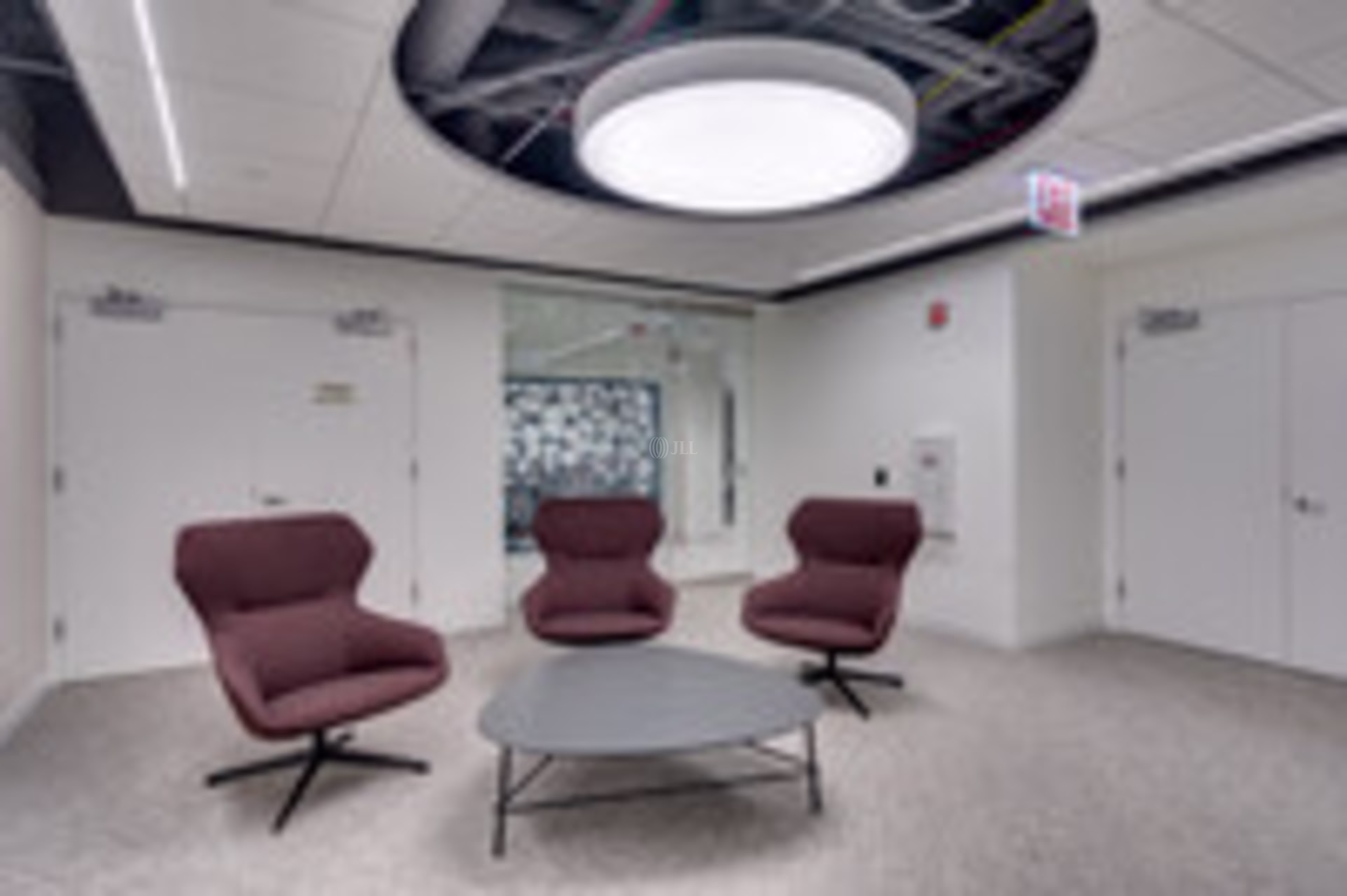 2211-2215 S York Rd
