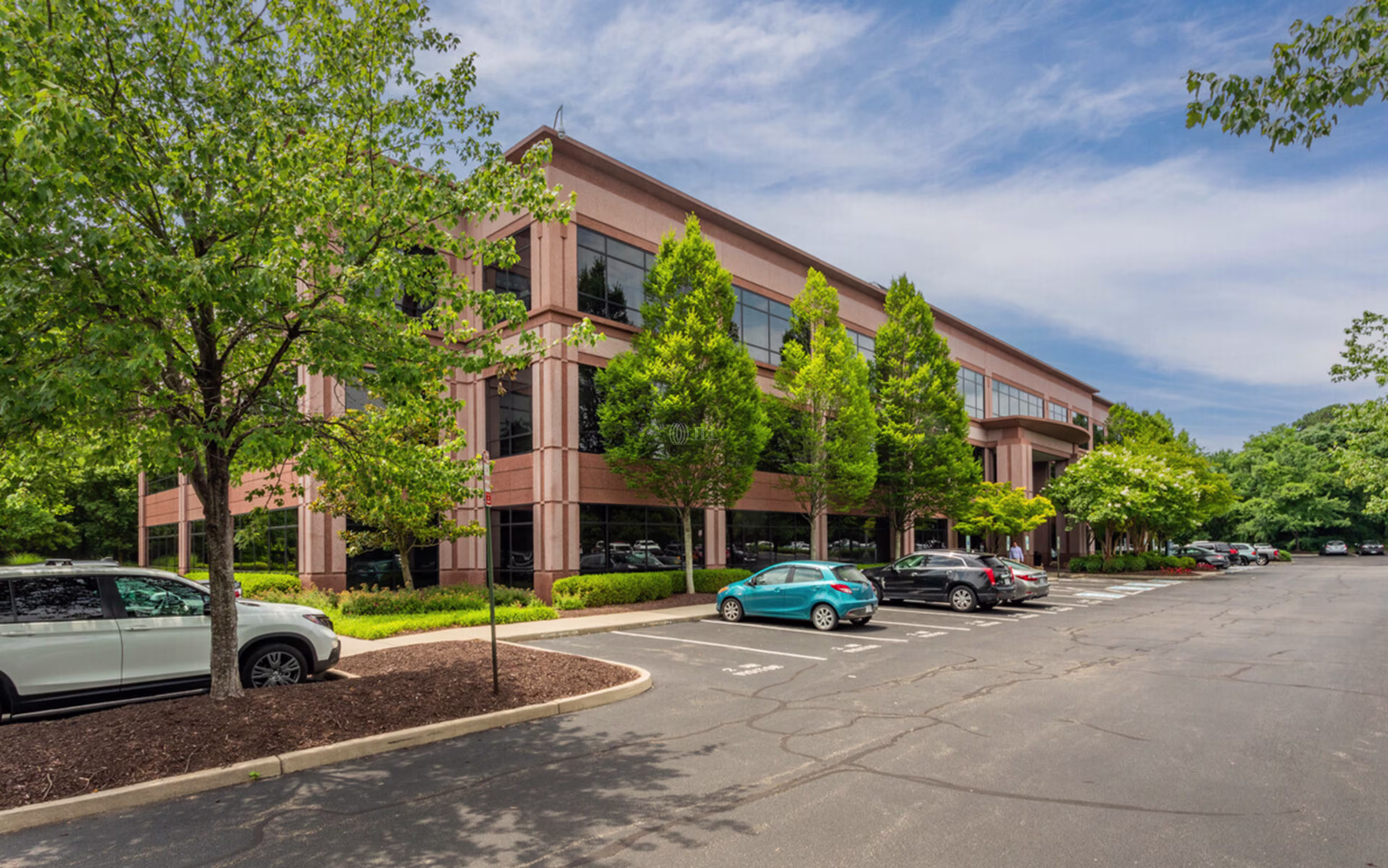 6806 Paragon Pl