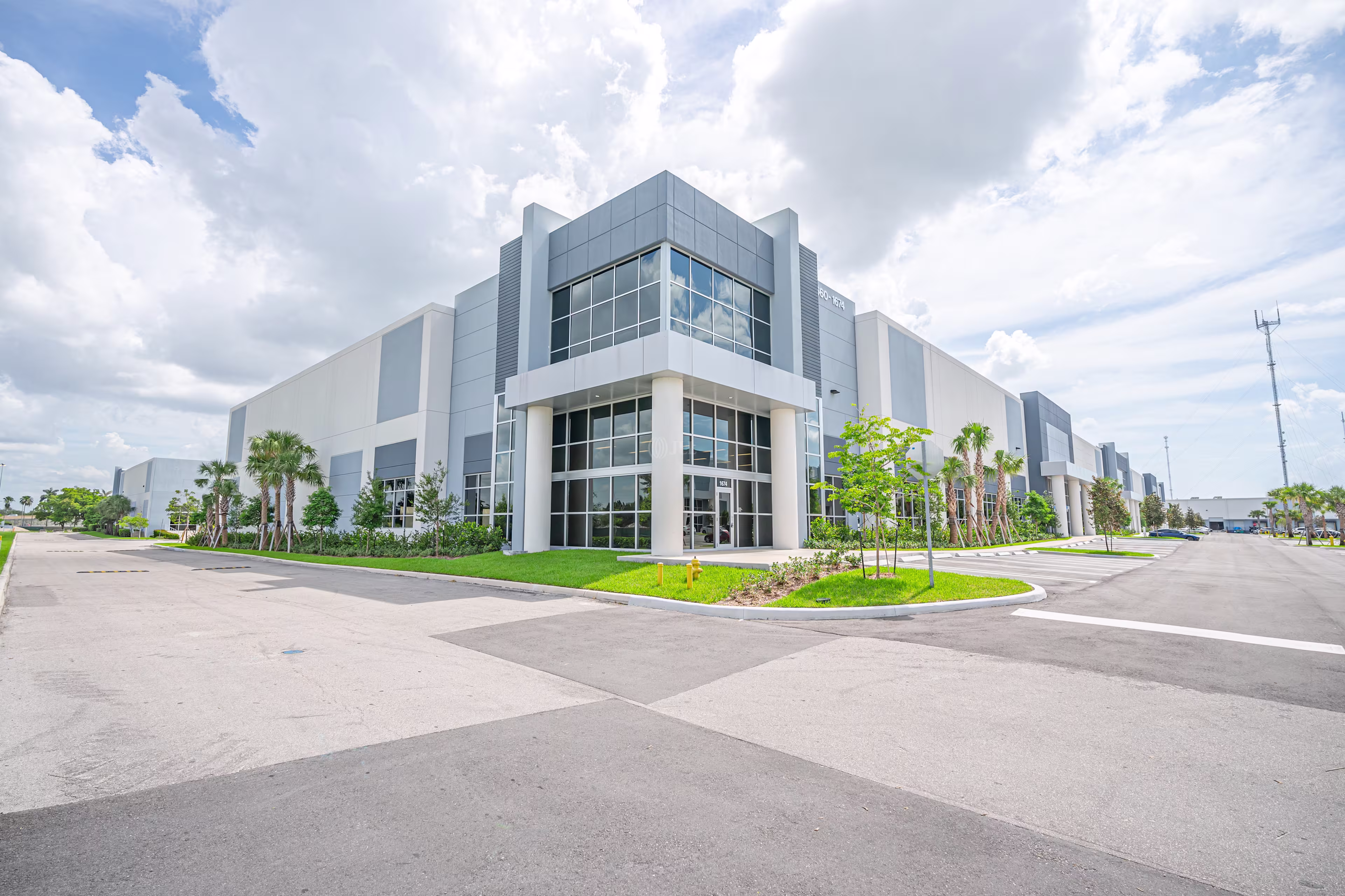 1620 NW 215th St