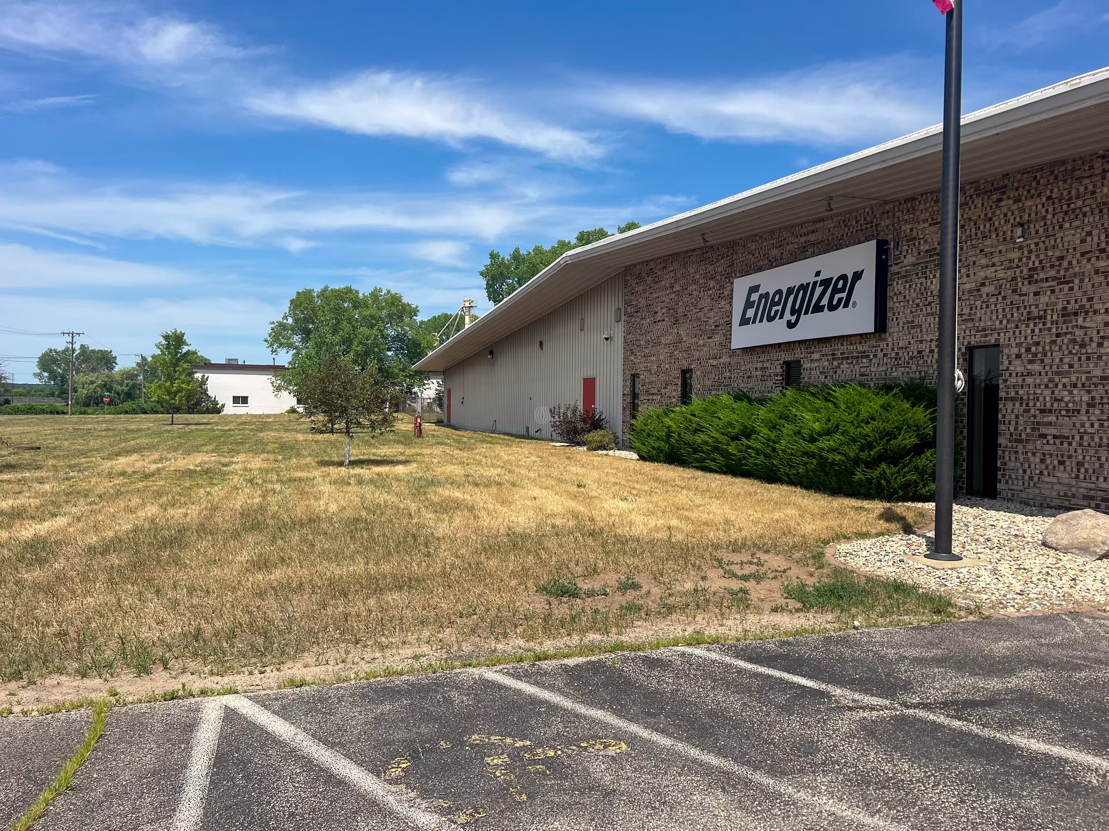 2851 Portage Rd
