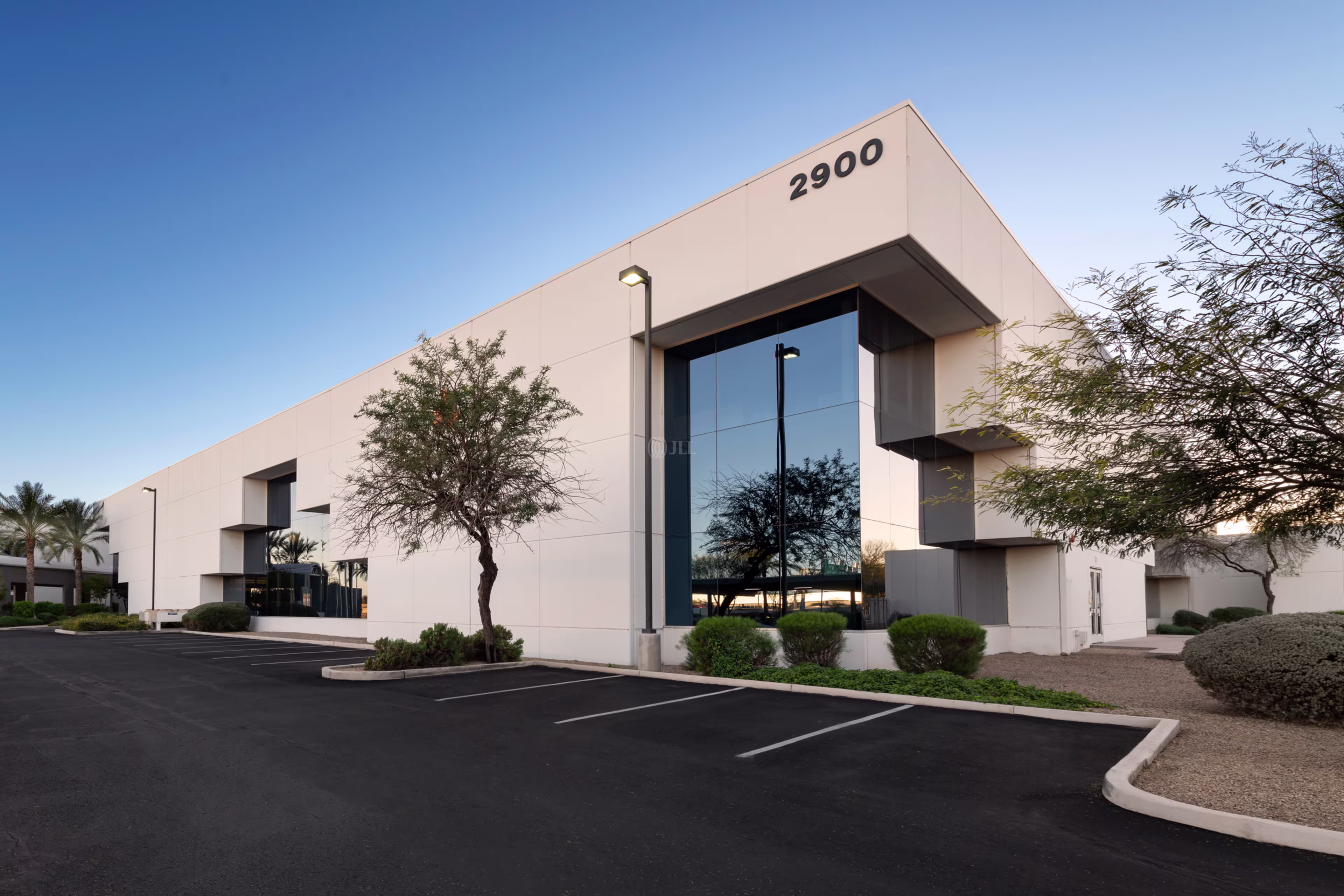 2900 S Diablo Way