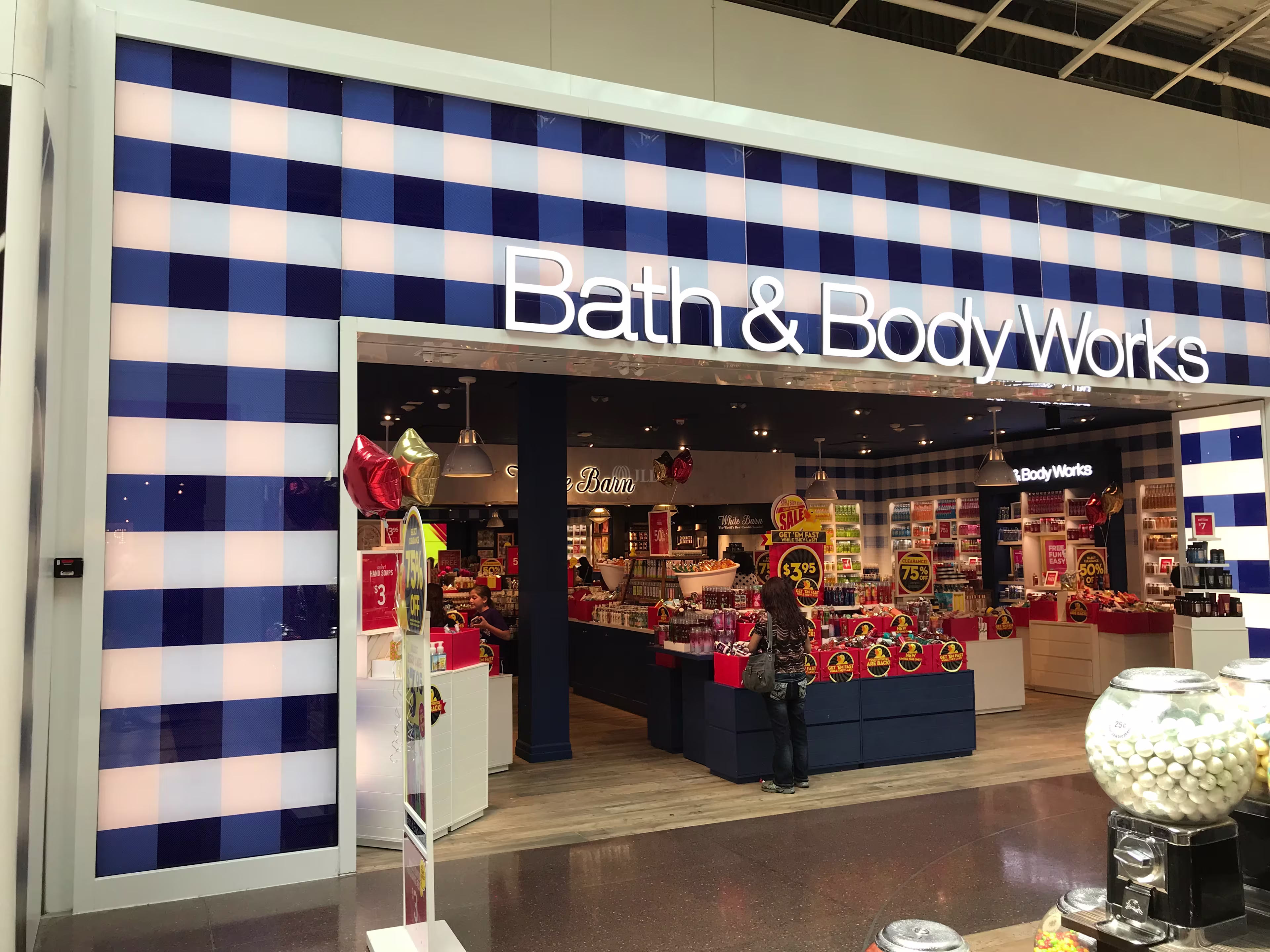 444 Chicago Ridge Mall