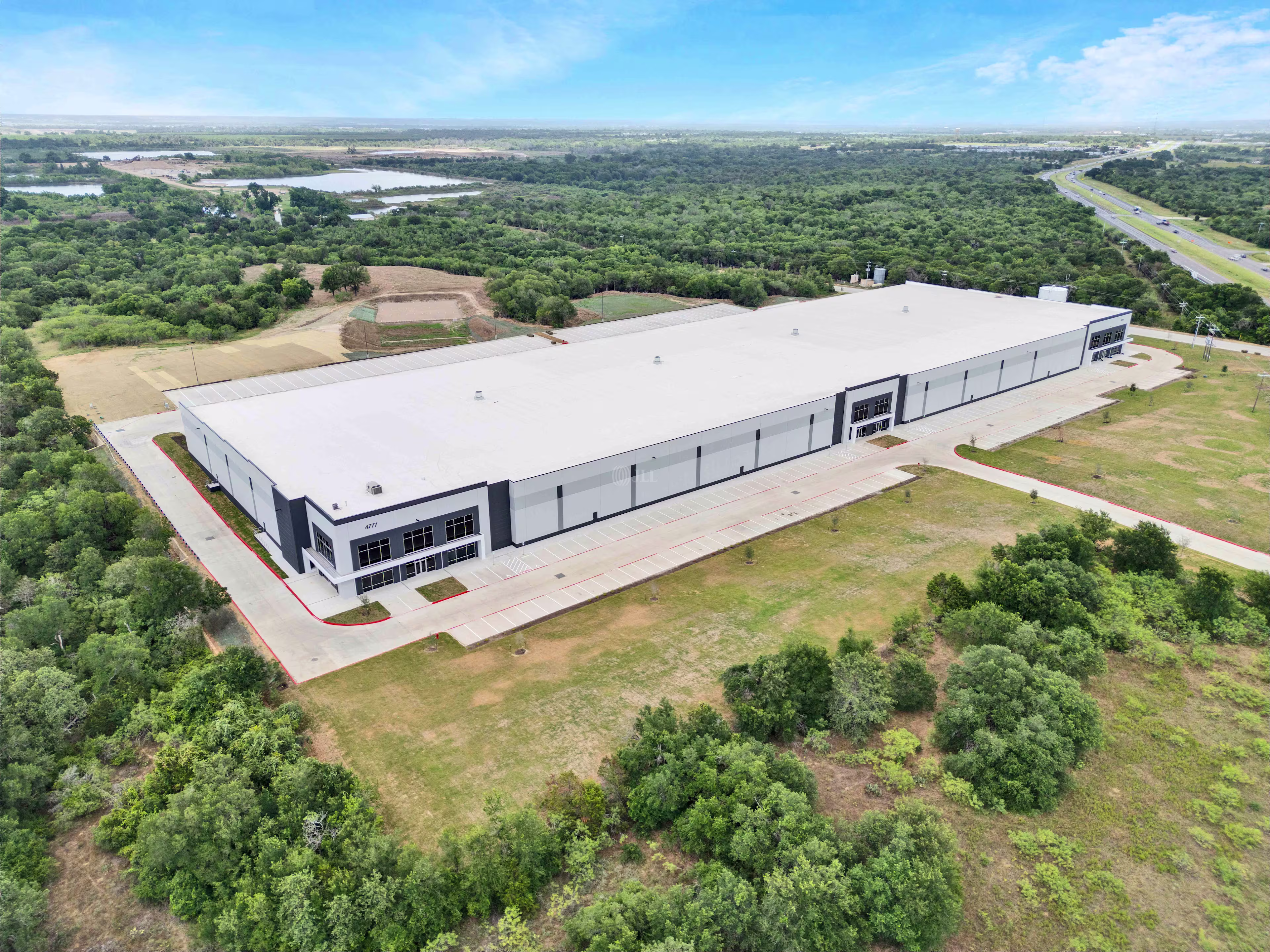 4777 E HWY 71