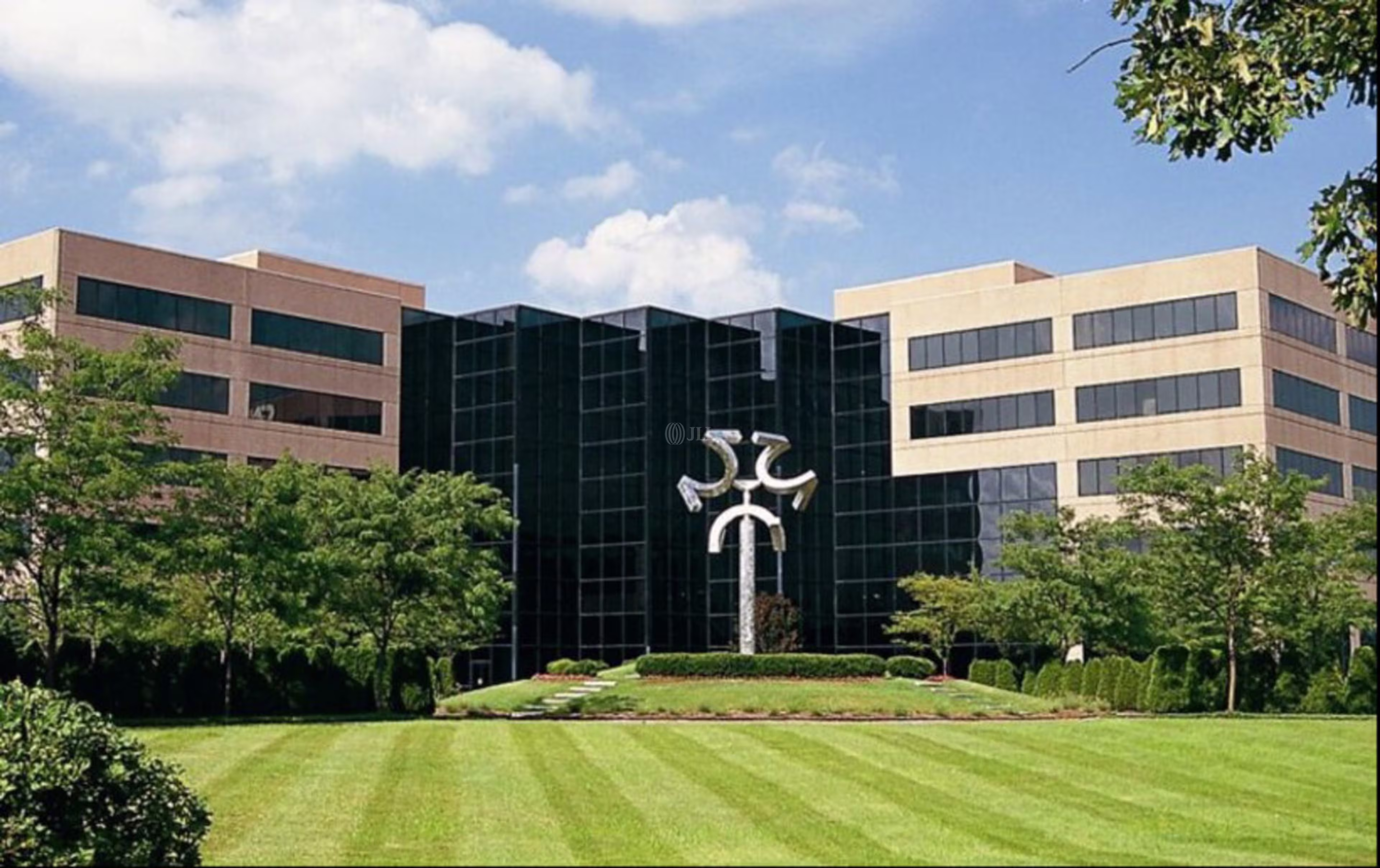 111 Congressional Blvd