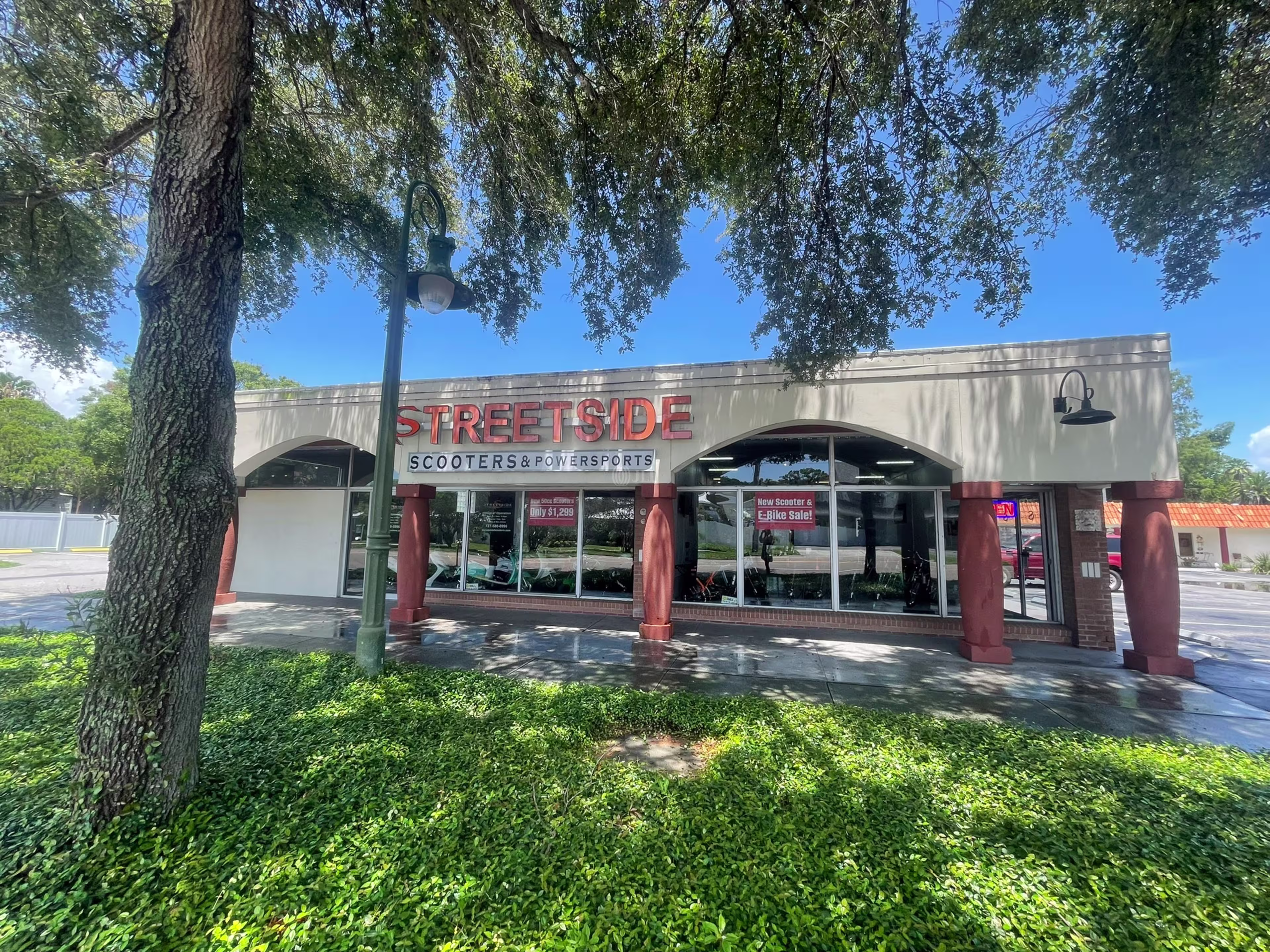 554-556 Clearwater Largo Rd N