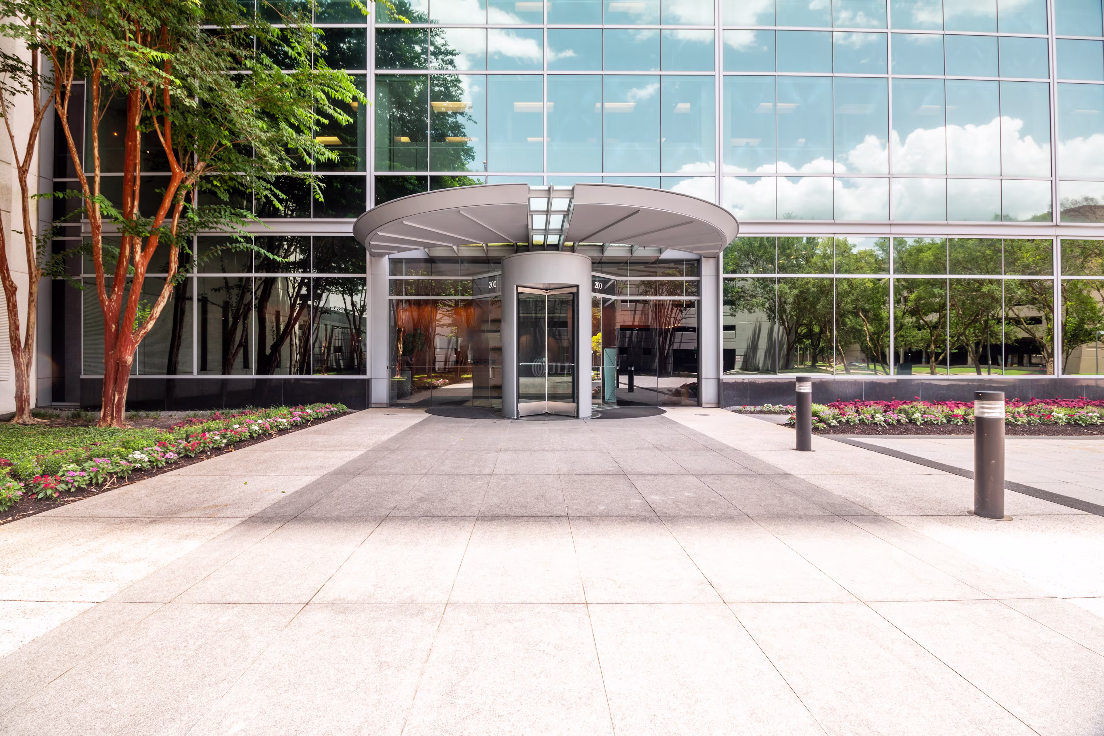 200 Westlake Park Blvd