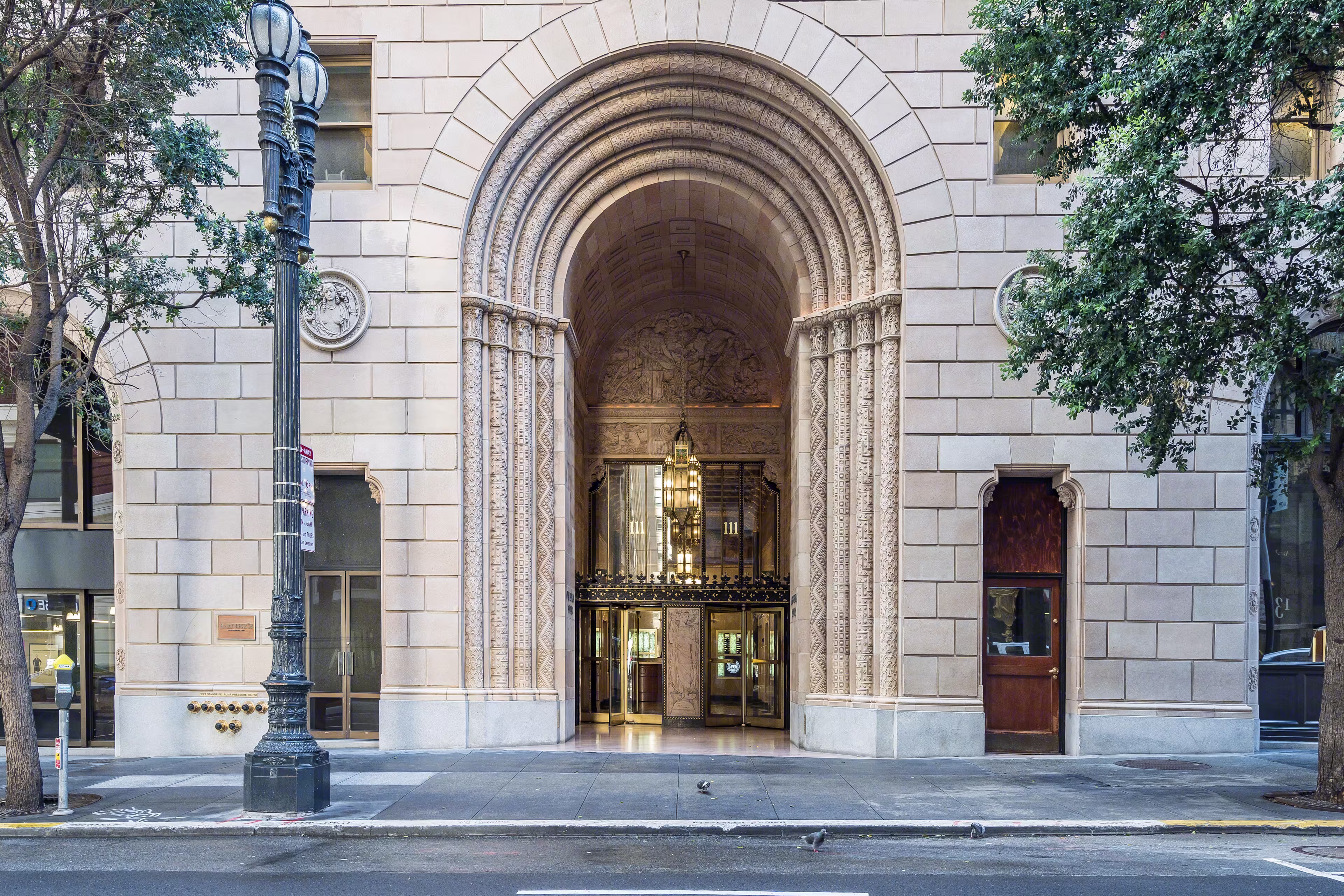 111 Sutter St