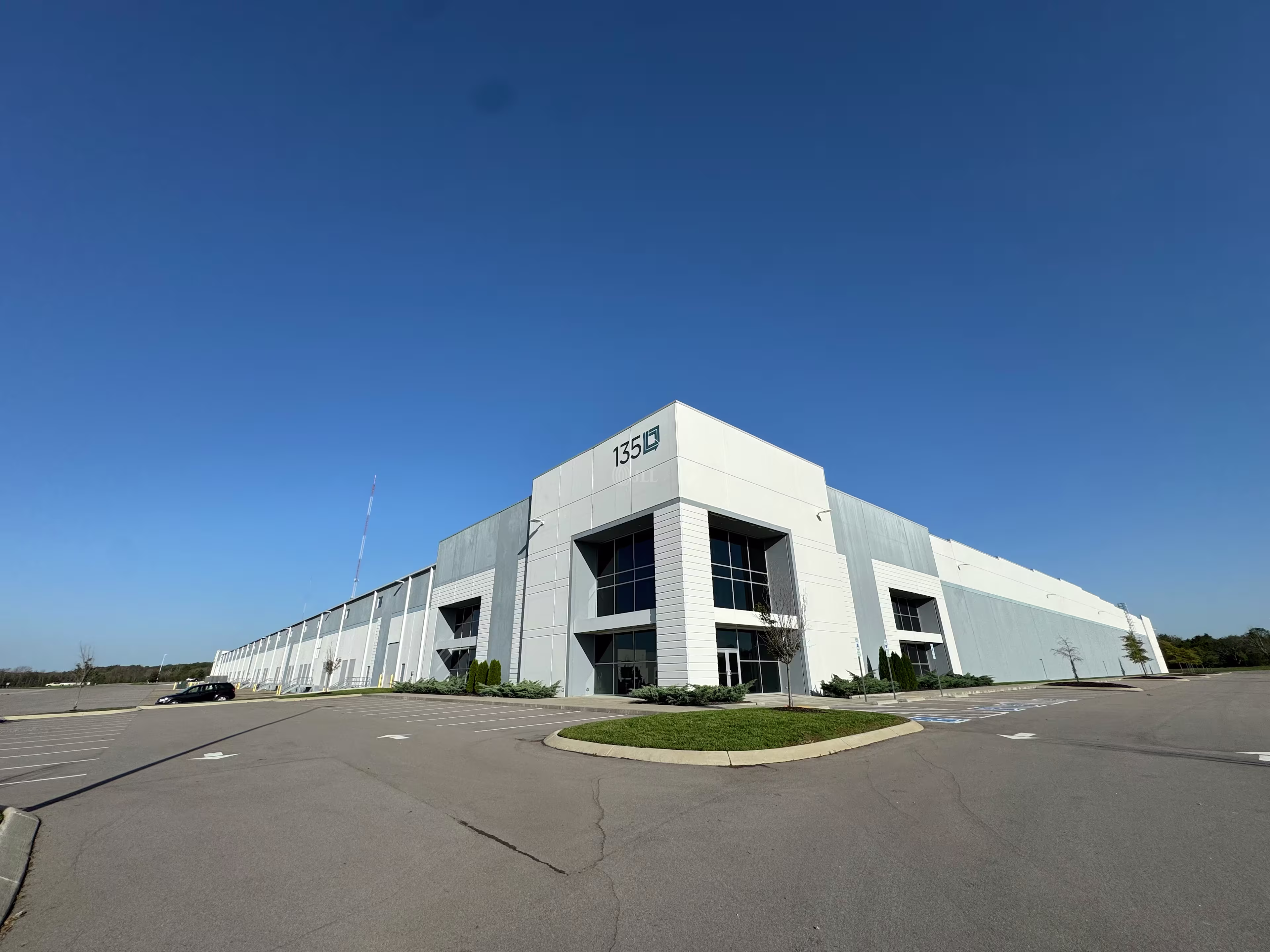135 Logistics Dr