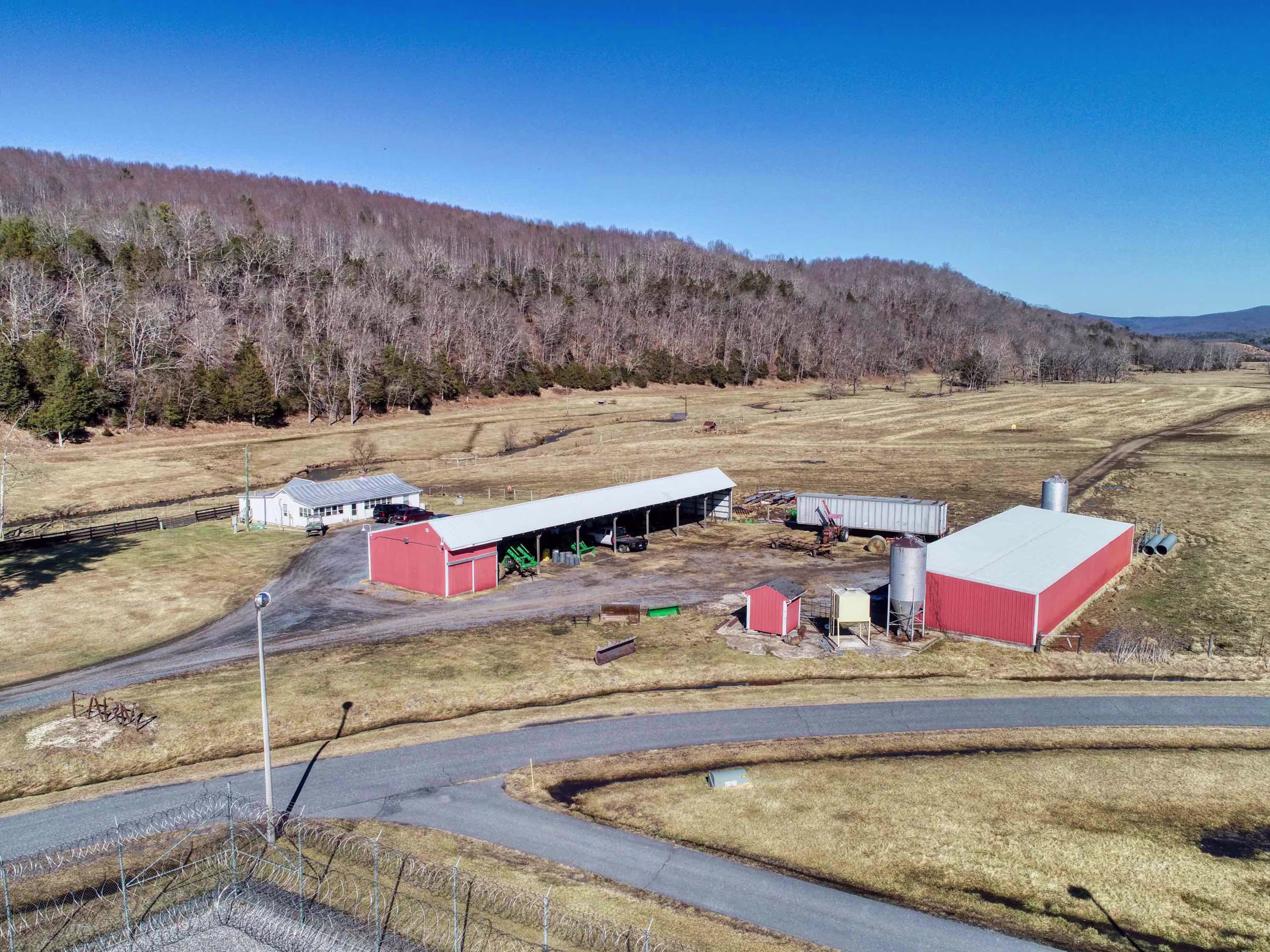 1821 Estaline Valley Rd