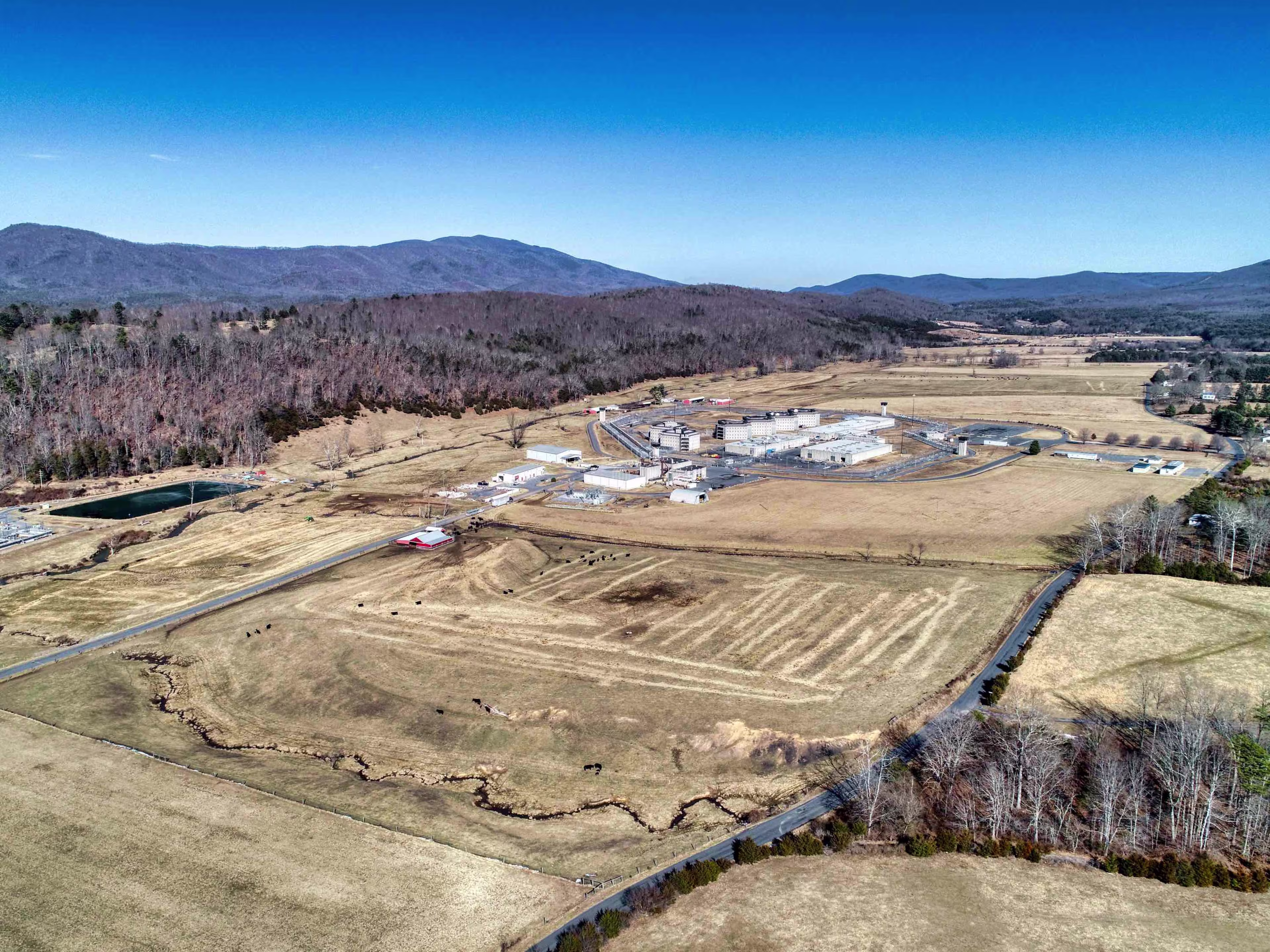 1821 Estaline Valley Rd